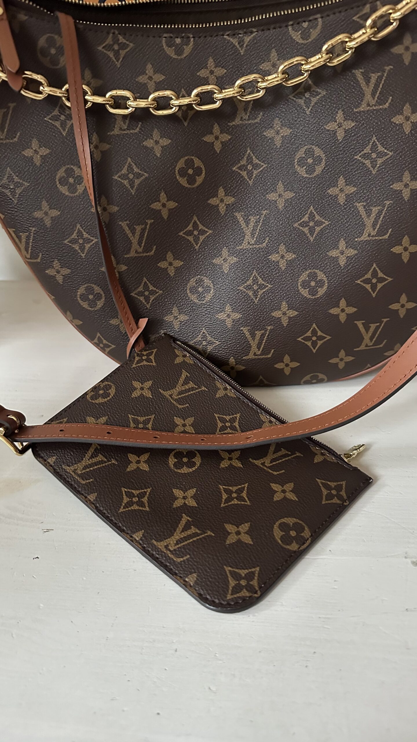 Louis Vuitton Loop Hobo torebka monogram - obrazek 2