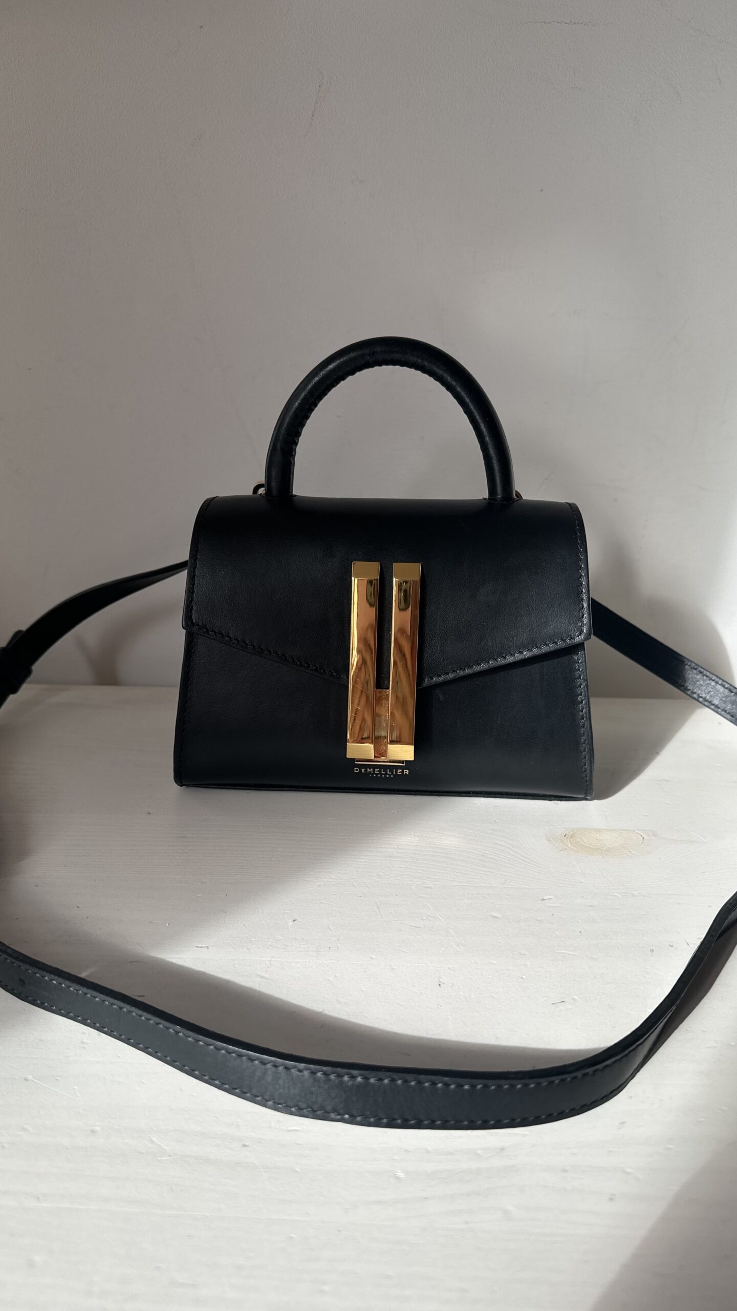 Demellier Nano Montreal czarna klasyczna torebka - obrazek 2