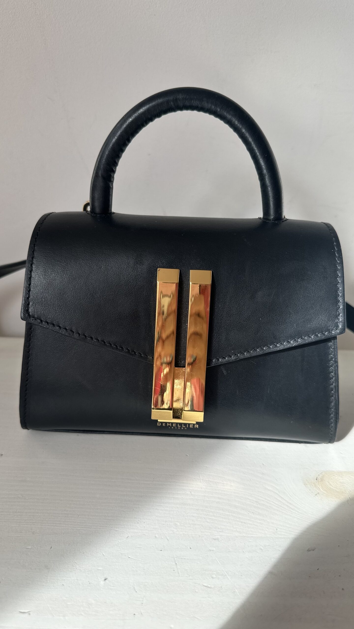 Demellier Nano Montreal czarna klasyczna torebka - obrazek 3