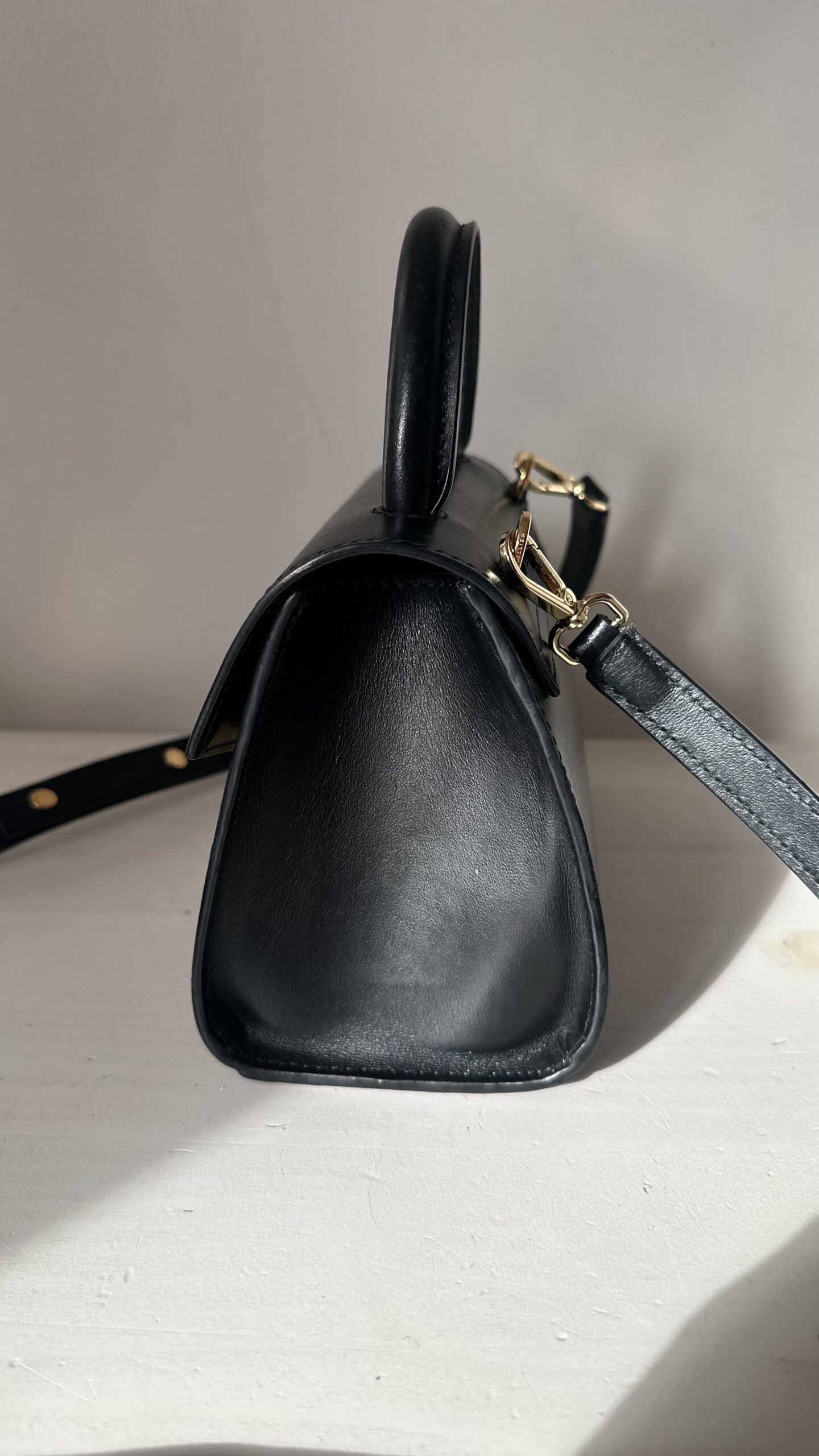 Demellier Nano Montreal czarna klasyczna torebka - obrazek 4