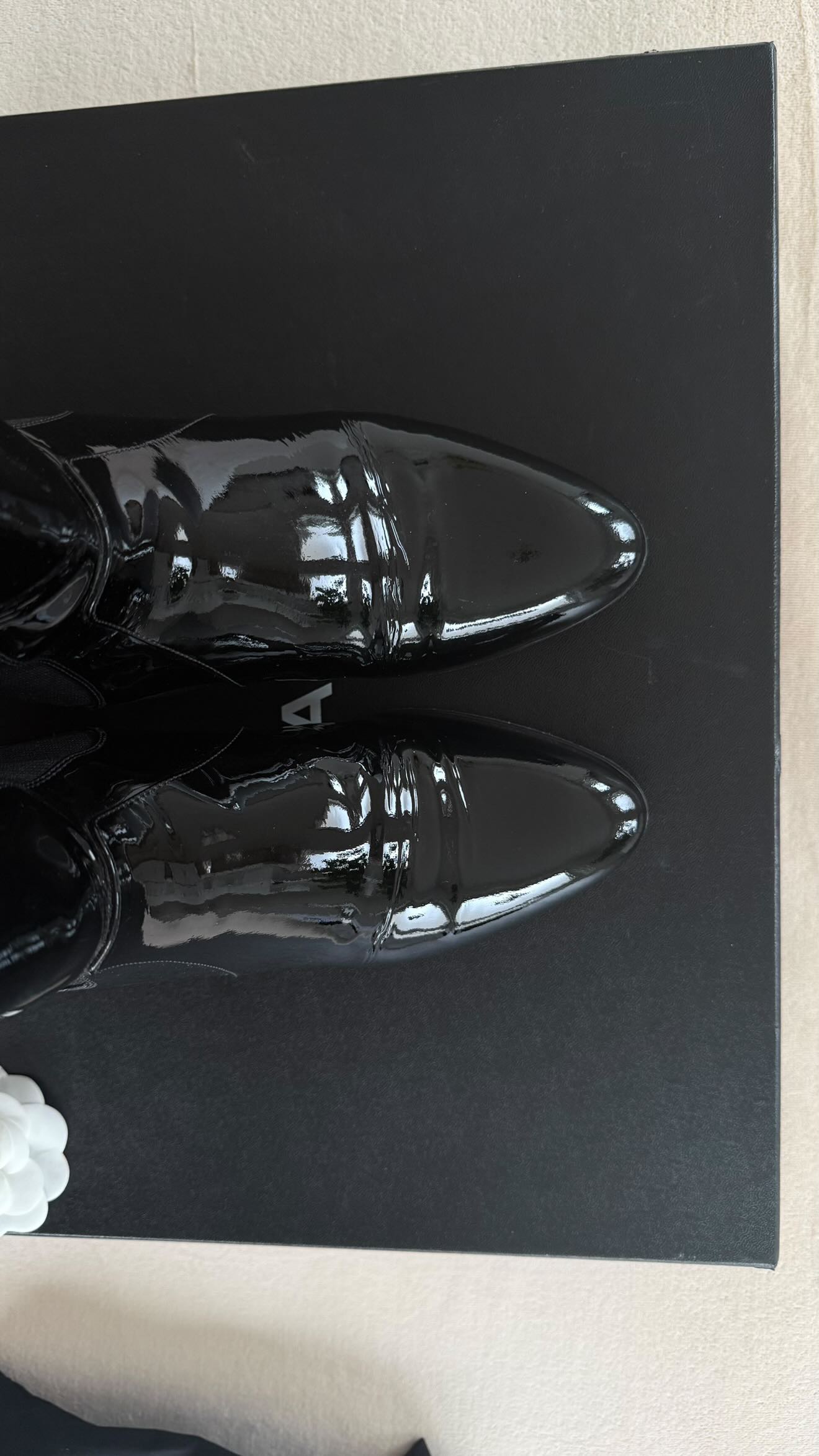 Chanel botki lakierowane 39,5 - obrazek 11