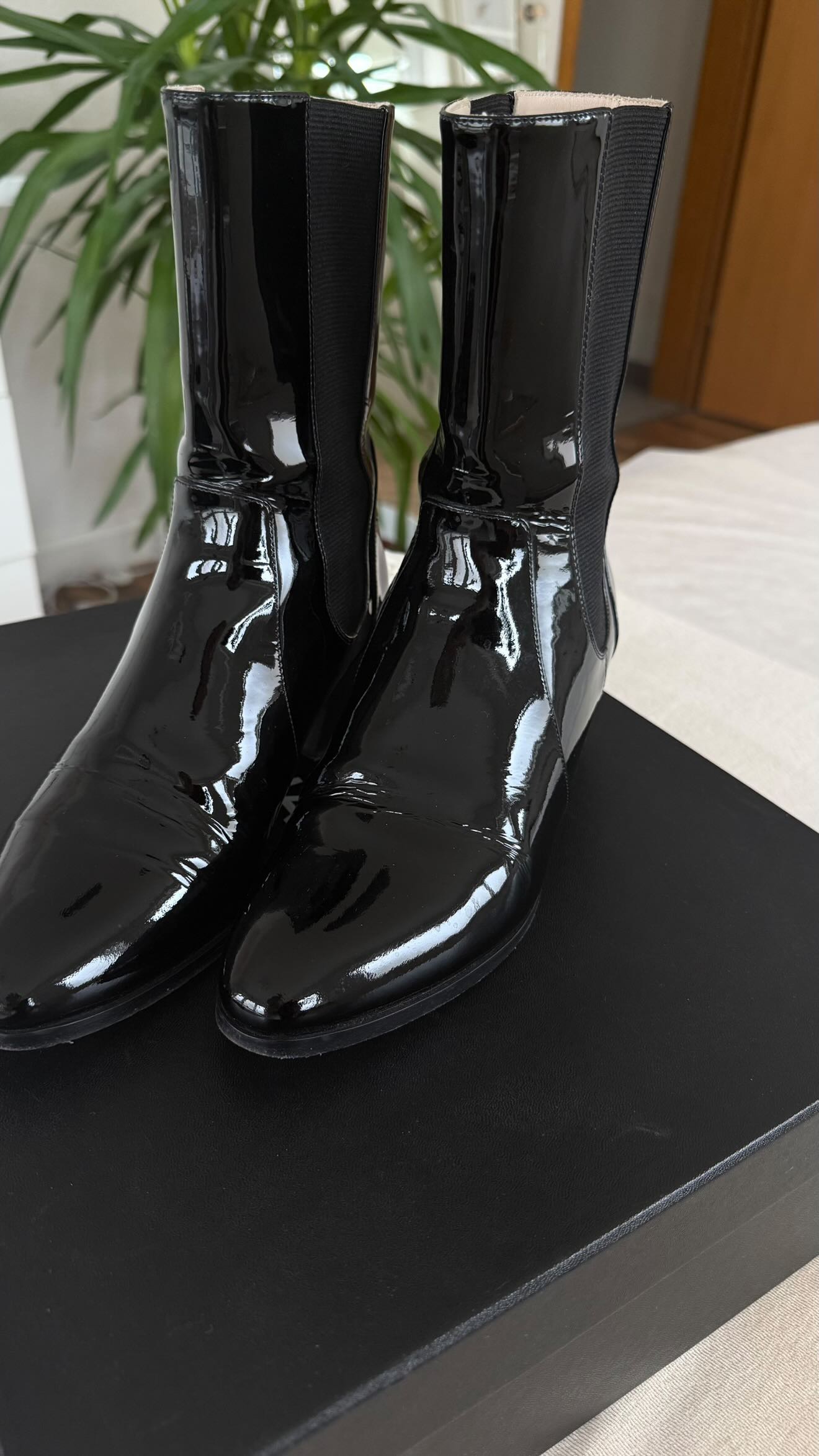 Chanel botki lakierowane 39,5 - obrazek 9