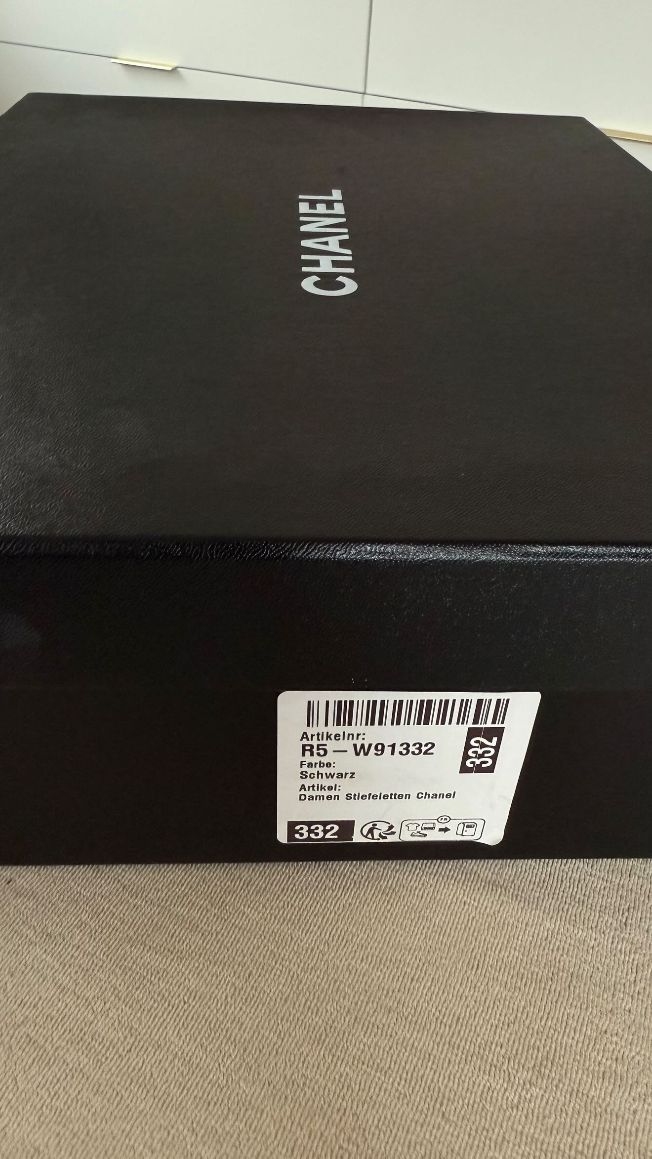 Chanel botki lakierowane 39,5 - obrazek 2