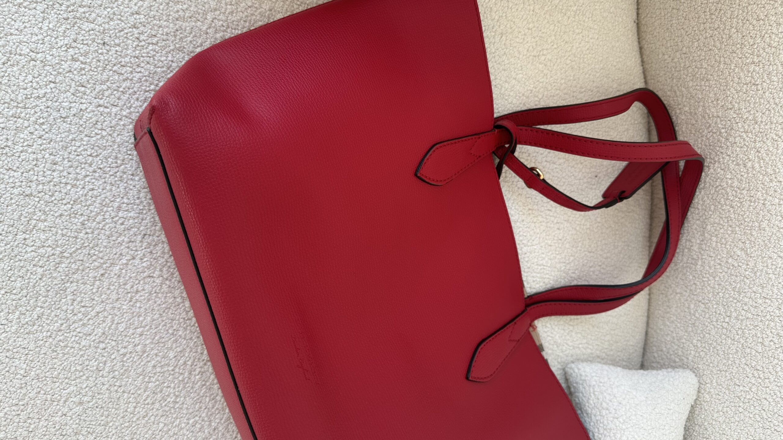 Burberry dwustronna shopperka czerwona i beżowa - obrazek 8