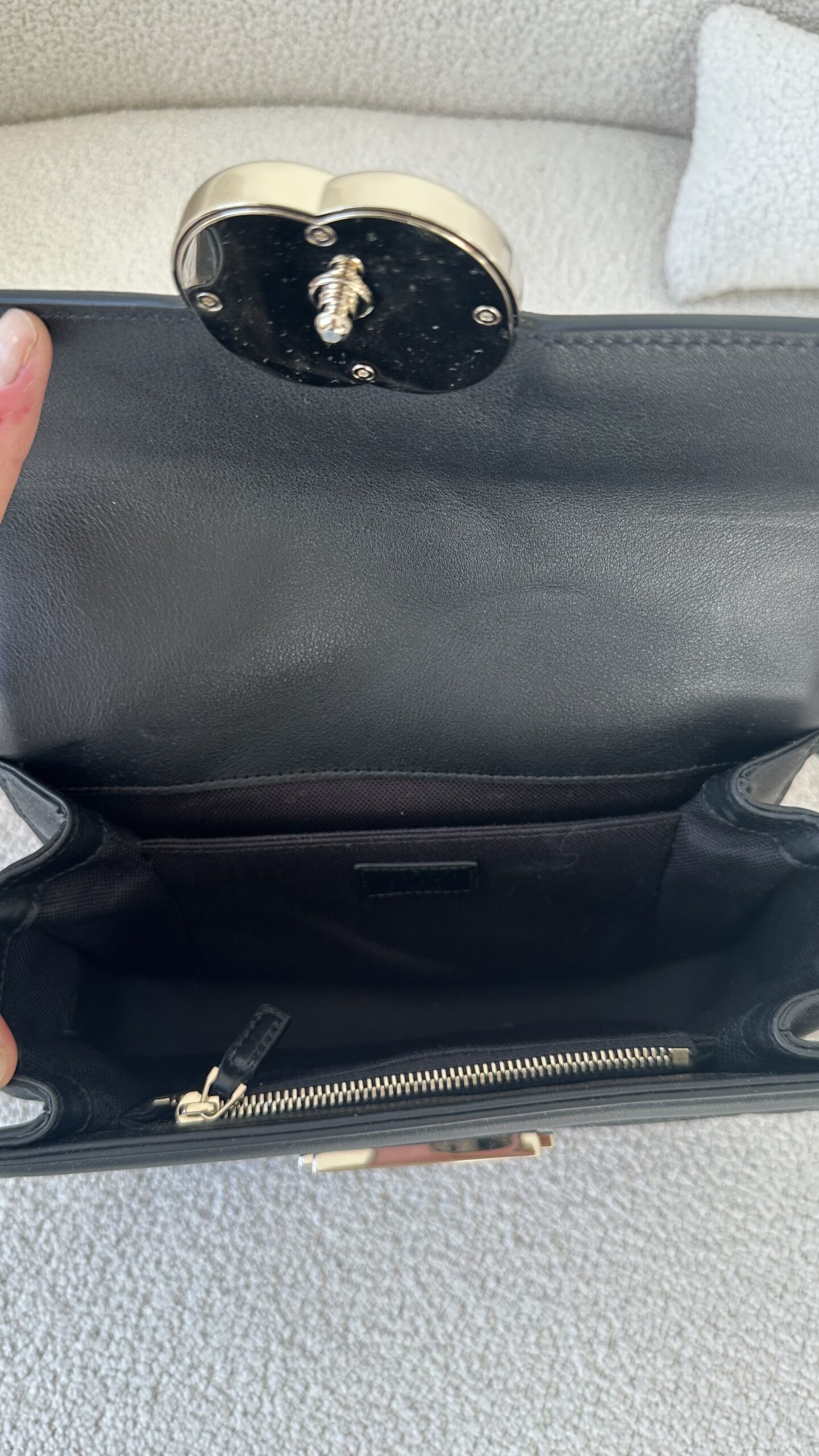 Gucci Go czarna klasyka monogram GG - obrazek 7