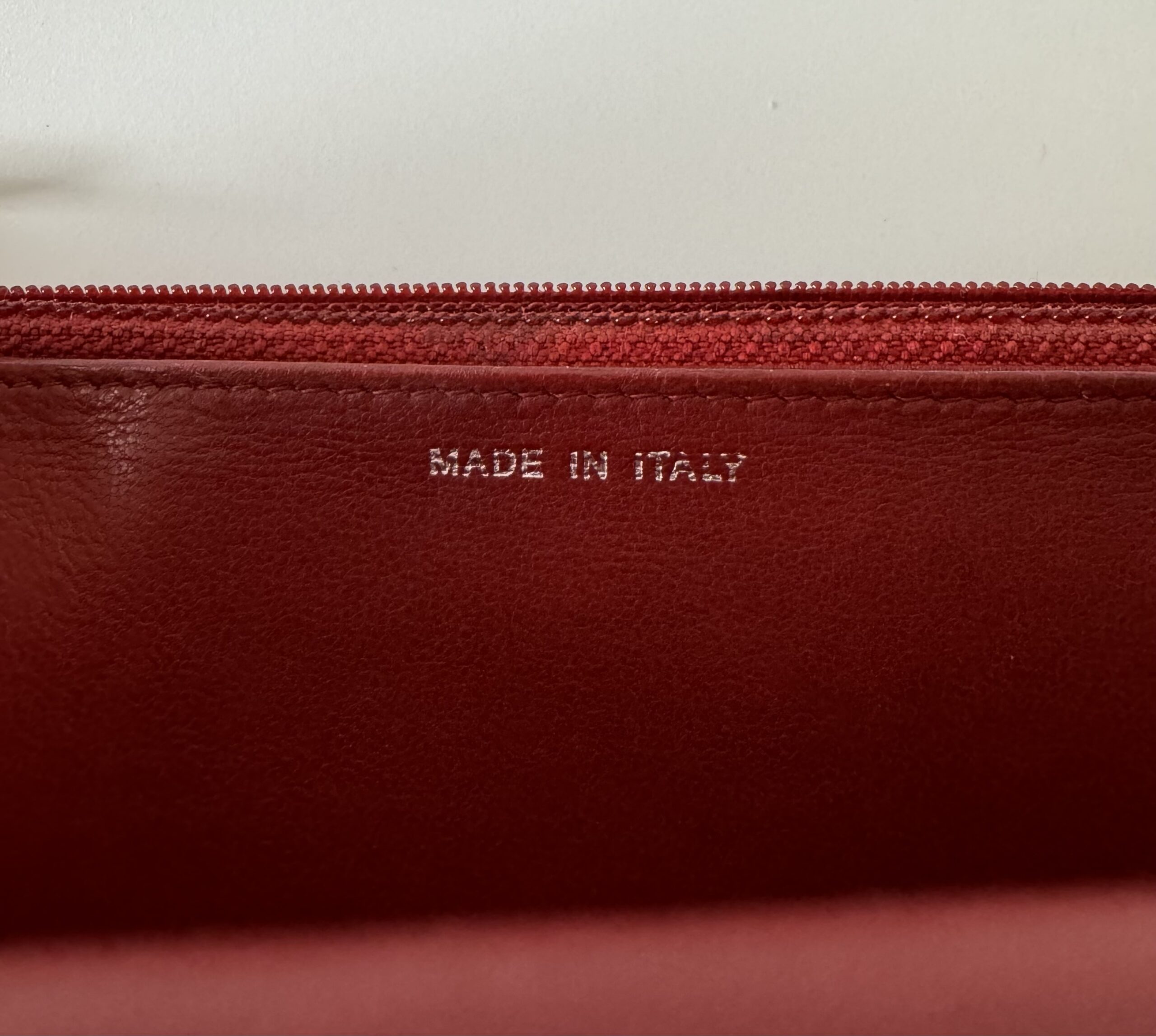 CHANEL Camellia Wallet On Chain - torebka - obrazek 13