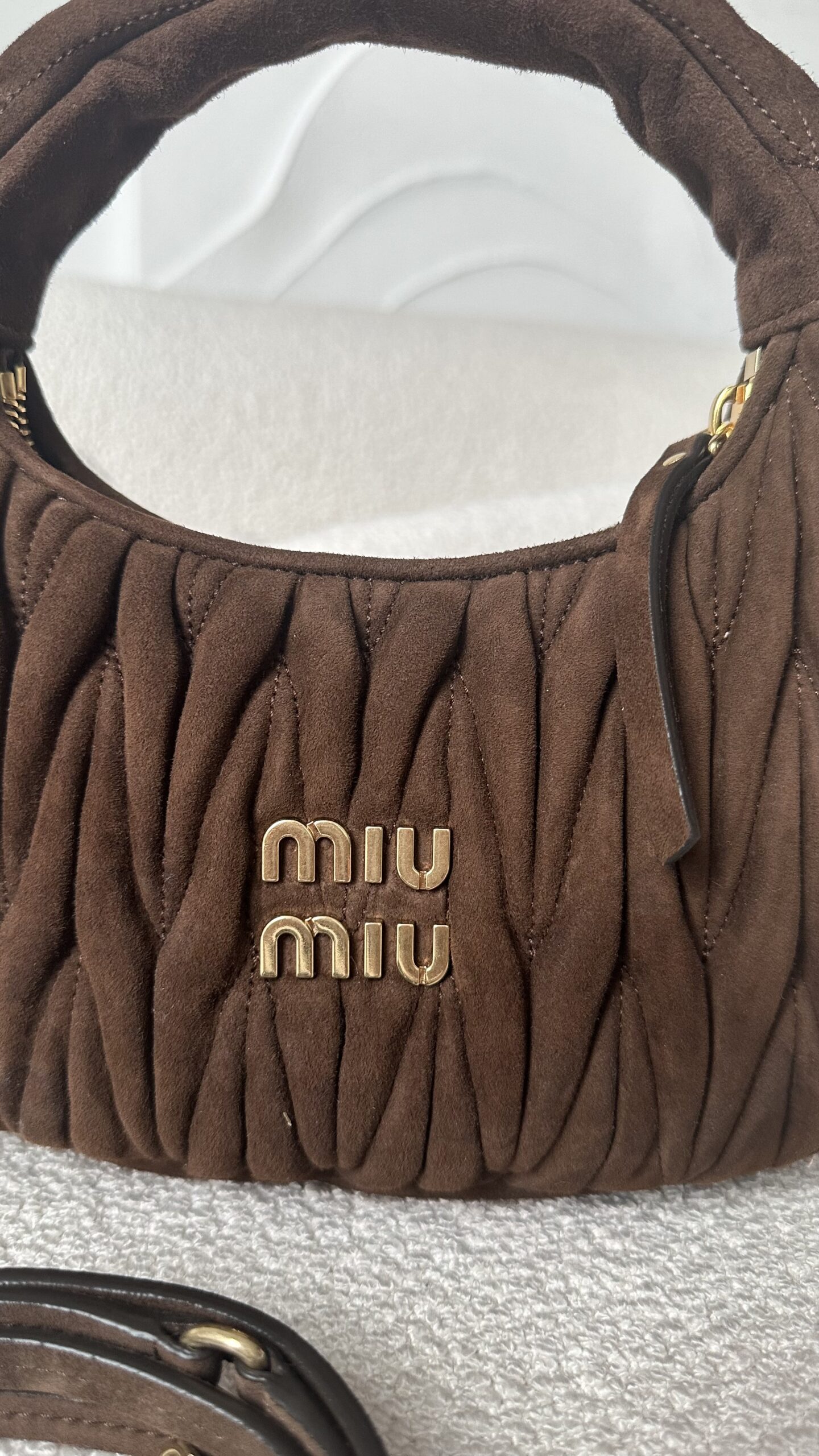 Miu Miu Wander matelassé suede bag zamszowa torebka - obrazek 3