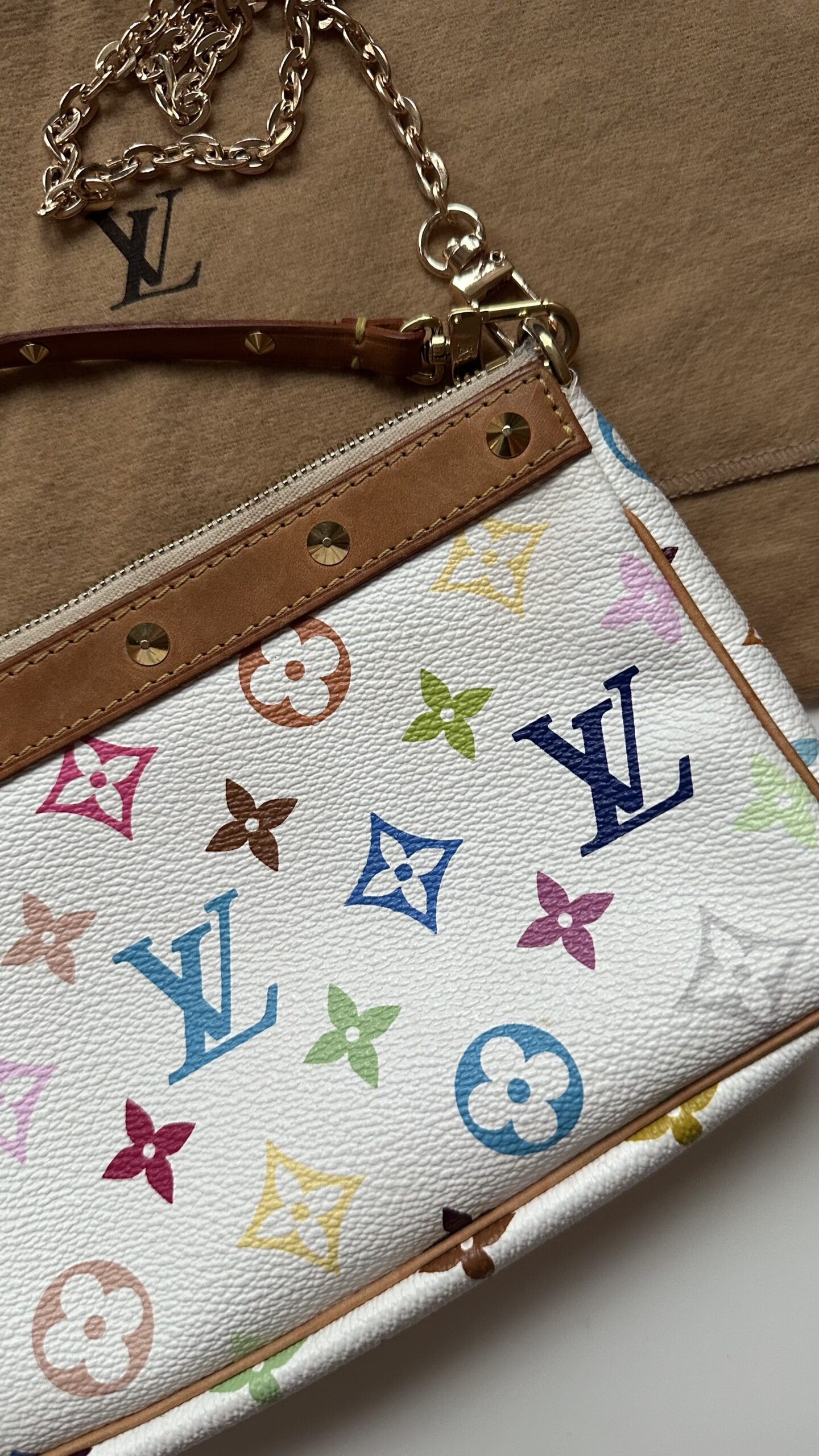 Louis Vuitton multicolor pochette torebka - obrazek 3