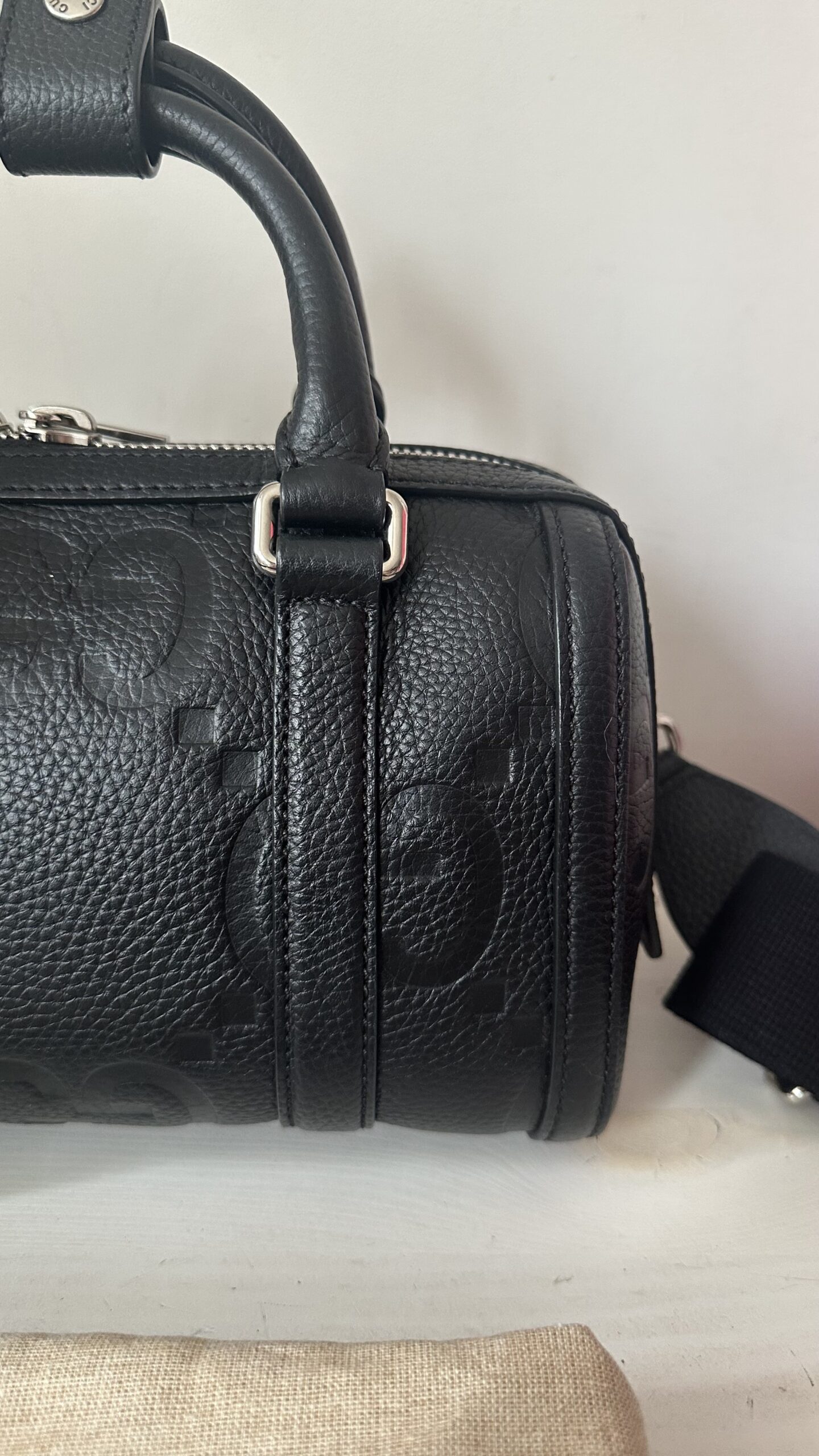 Gucci Jumbo GG czarny ze skóry kuferek - obrazek 3