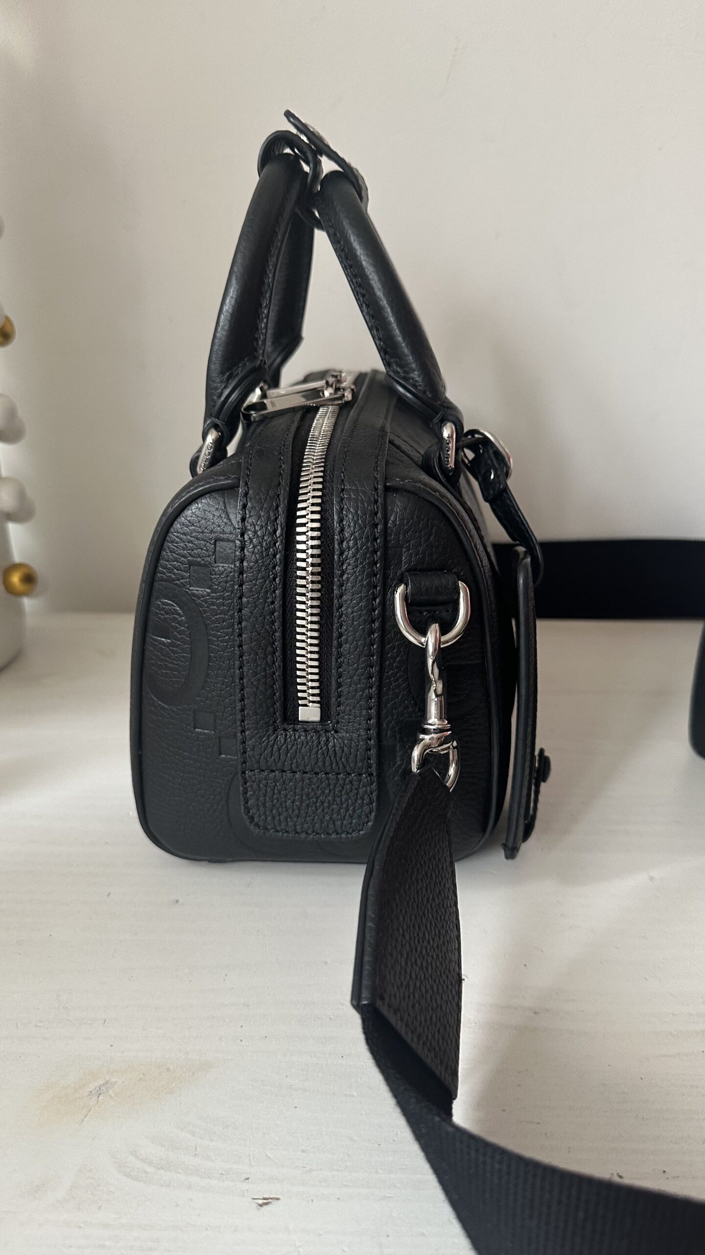 Gucci Jumbo GG czarny ze skóry kuferek - obrazek 4