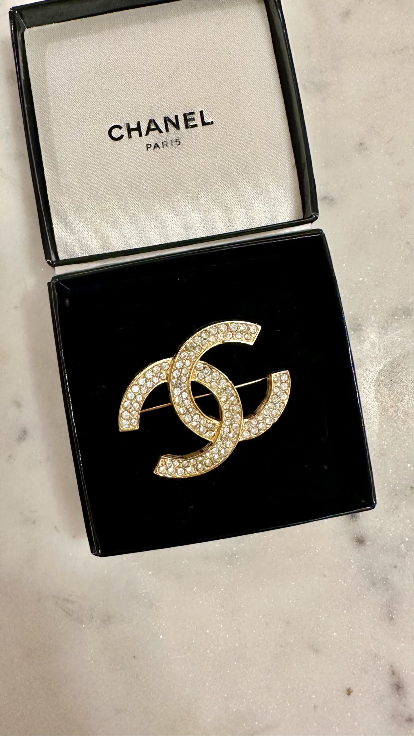 Chanel broszka vintage 1980 pozłacana 24 karat - obrazek 3