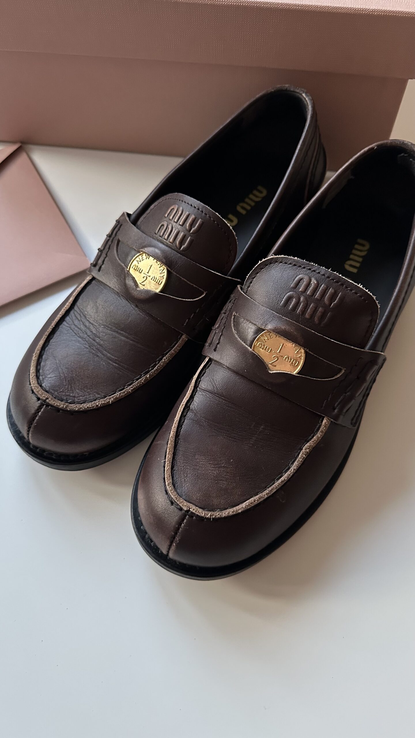 Miu Miu mokasyny 37/37,5 stylizowane na vintage - obrazek 2