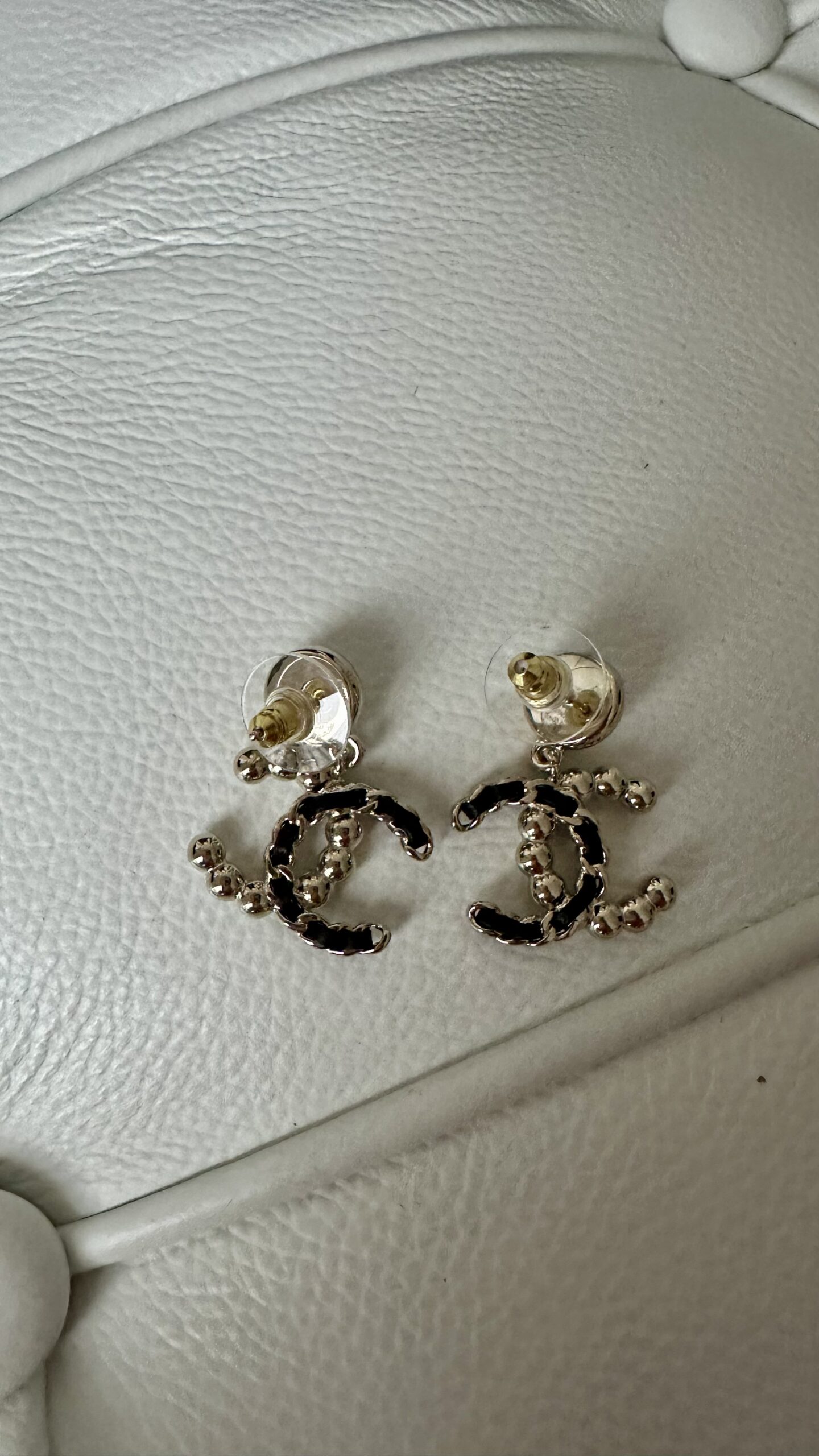 Chanel klasyczne kolczyki złoto szampańskie nowe - obrazek 5