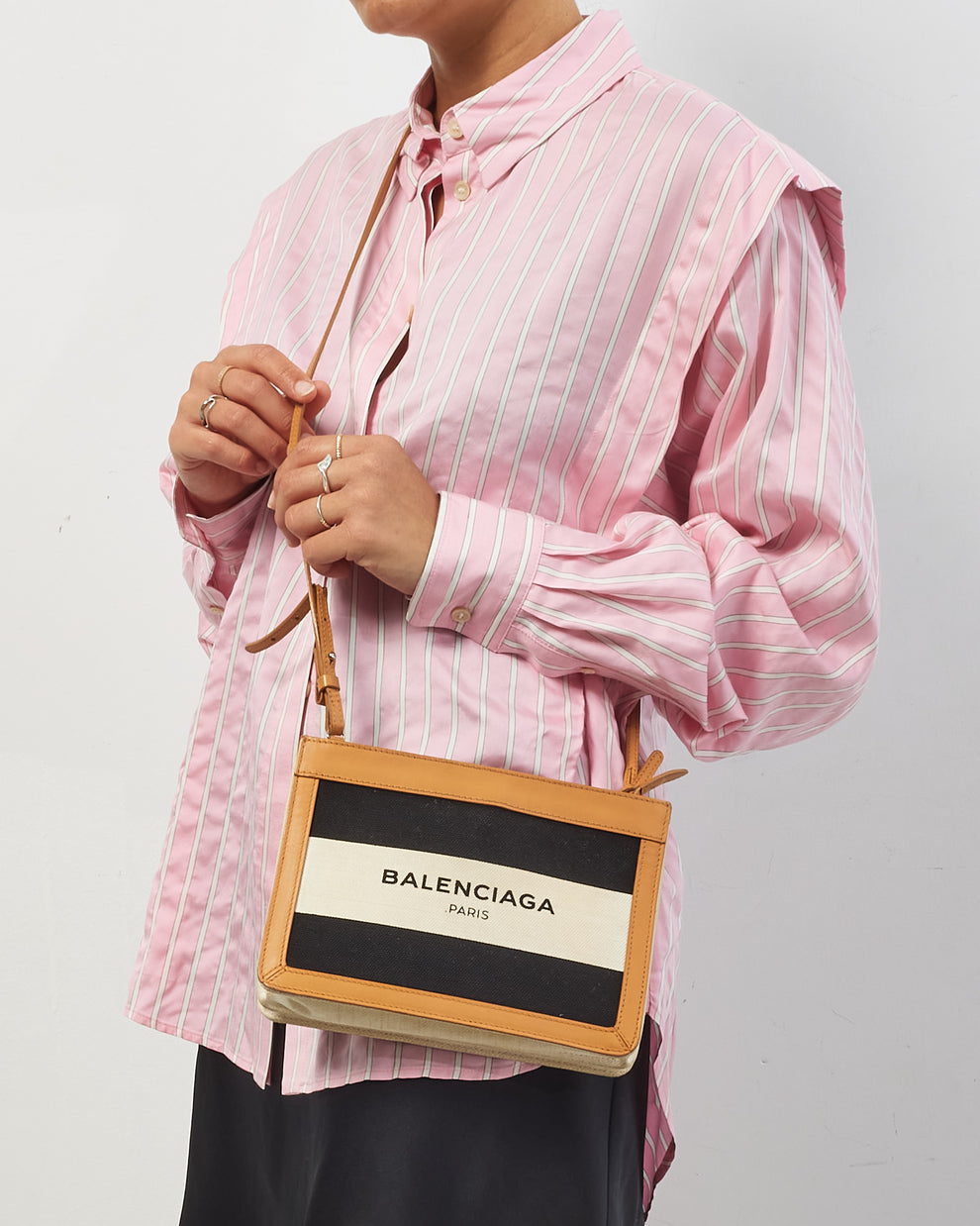 Balenciaga mała kopertowa torebka - obrazek 7