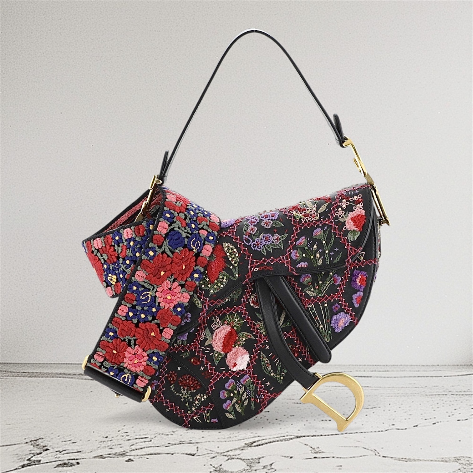 DIOR Canvas & Leather Embroidered Floral Shoulder Strap - pasek do torebki - obrazek 13