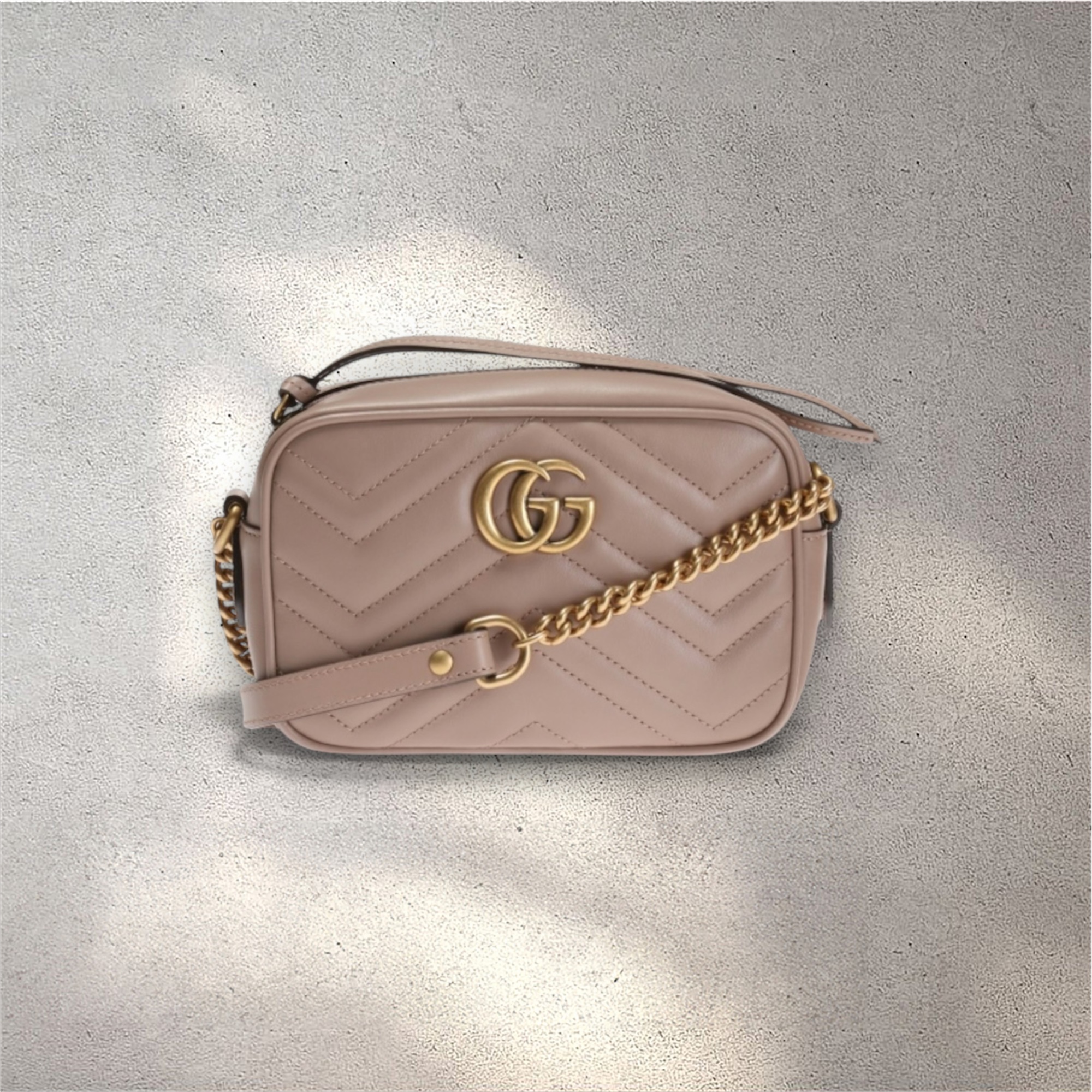 GUCCI GG Marmont Matelassé Mini Bag – torebka