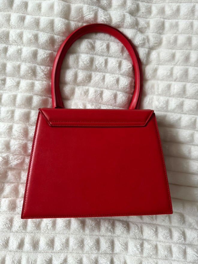 Jacquemus czerwona torebka - obrazek 6