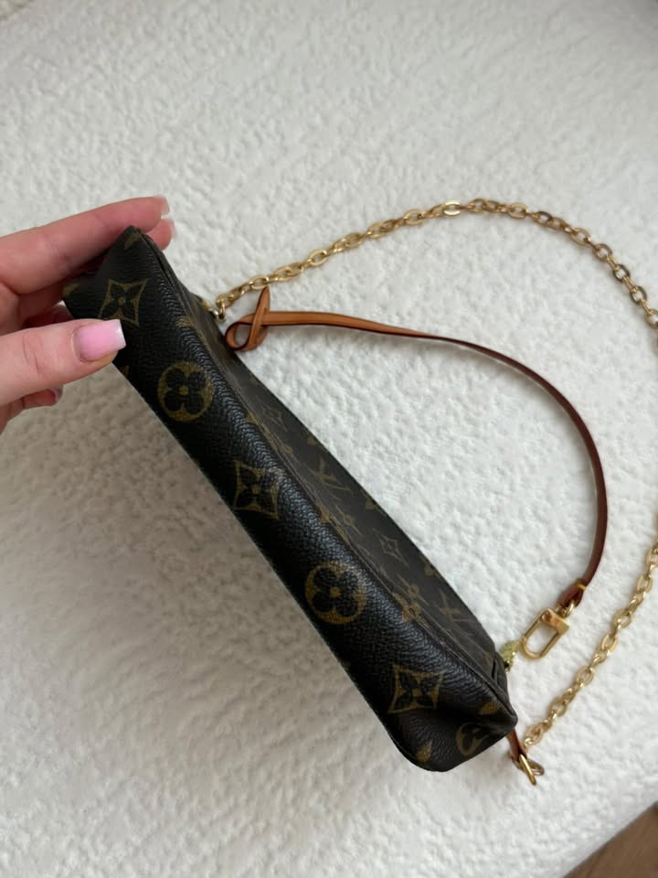 Louis vuitton pochette monogram vintage - obrazek 2