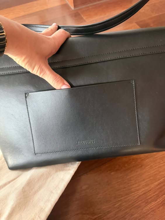 Jacquemus la grand rond carre czarna torebka - obrazek 10