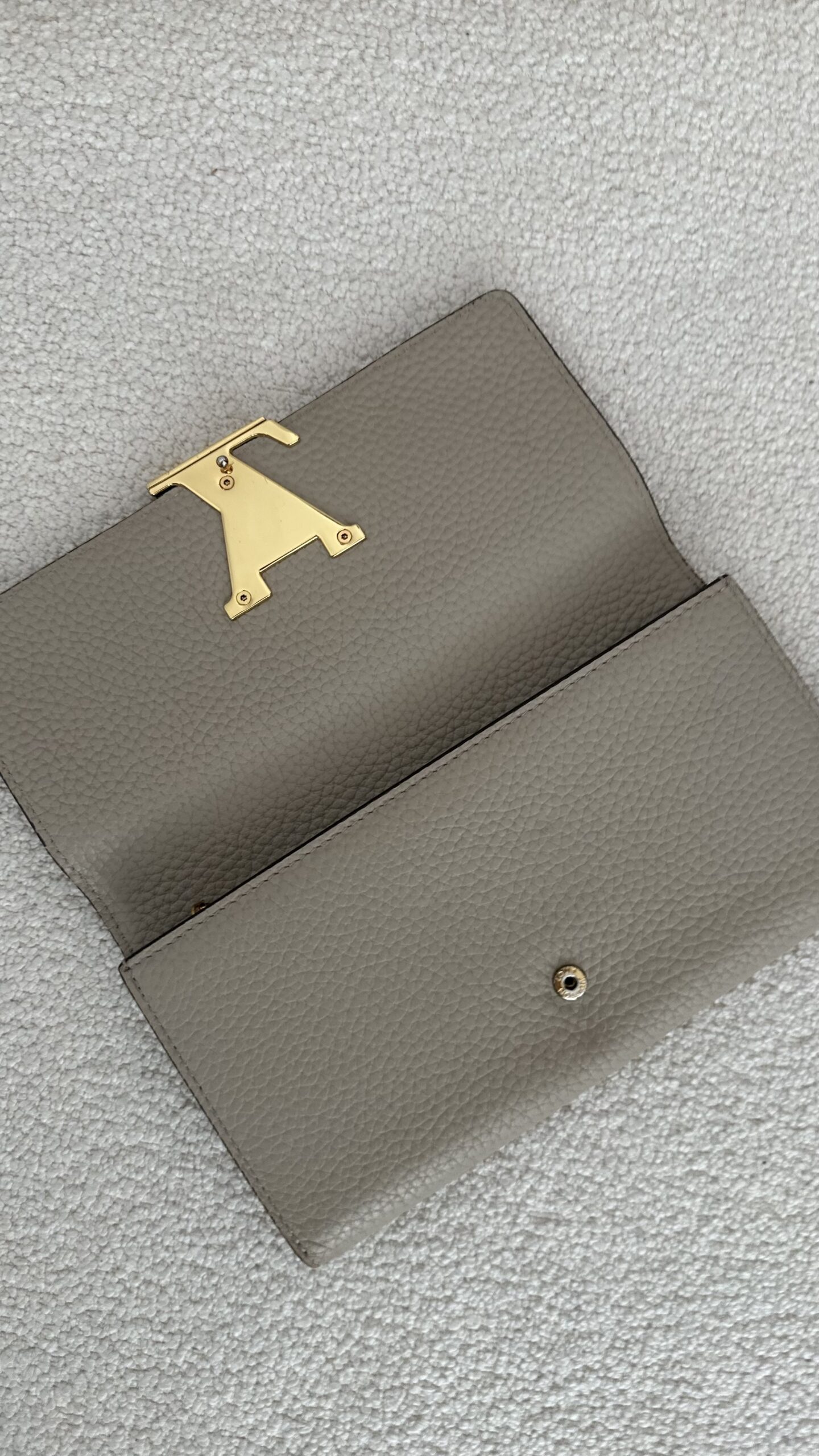 Louis Vuitton capucines portfel Szary - obrazek 2