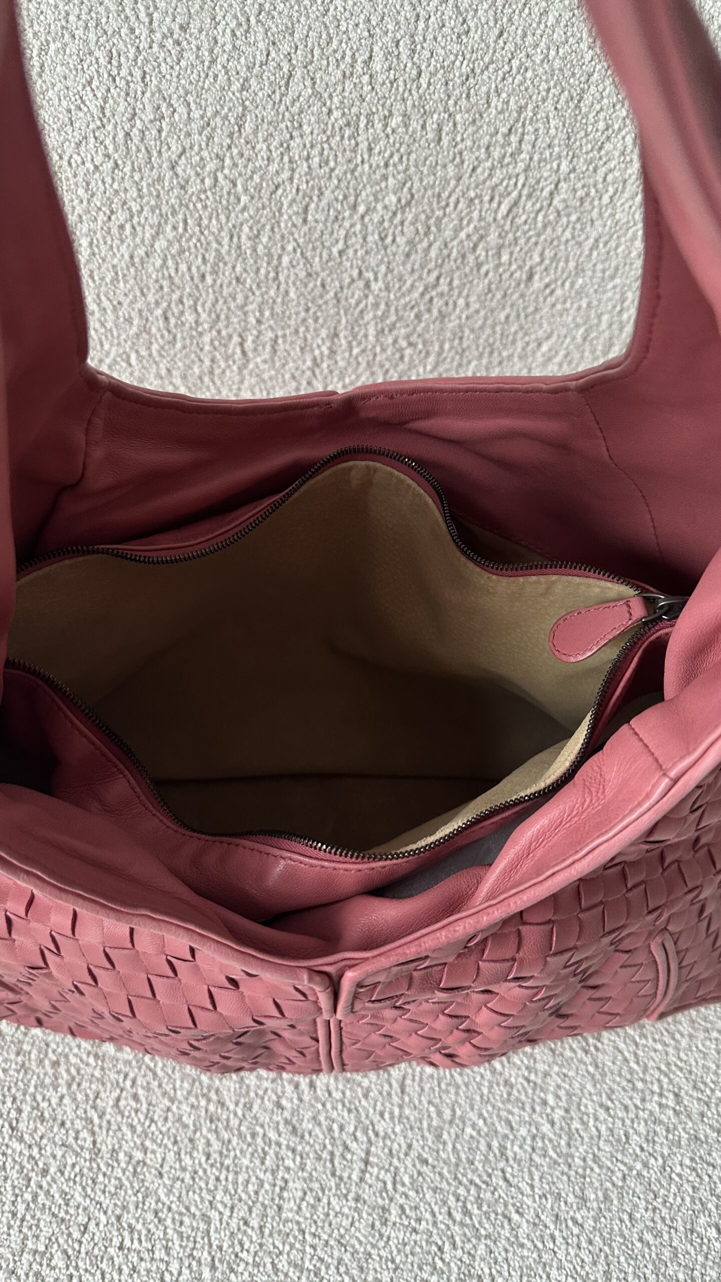 Bottega Veneta torebka w kolorze brudnego różu - obrazek 5