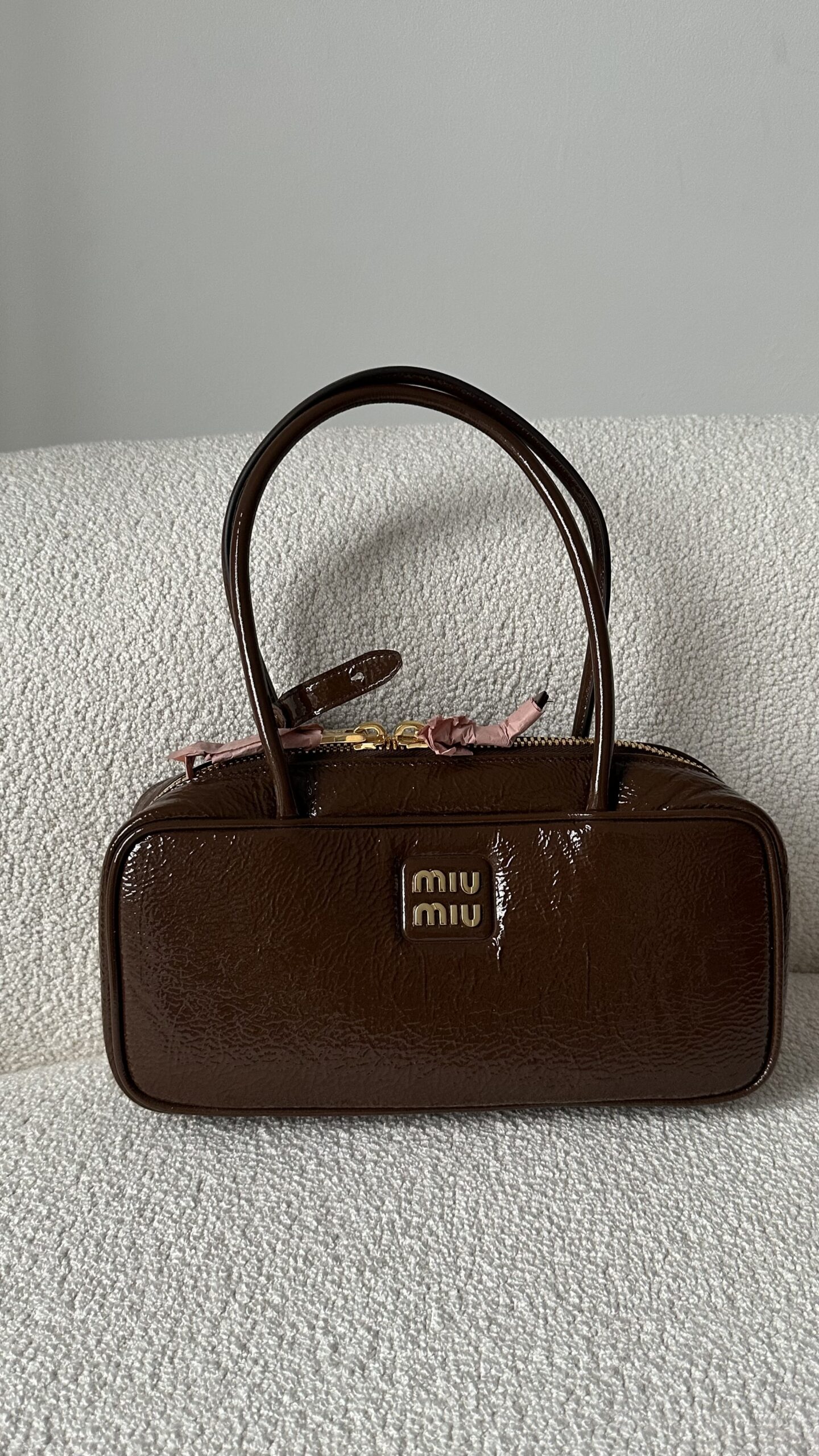 Miu miu Beau naplak patent brązowa lakierowana torebka