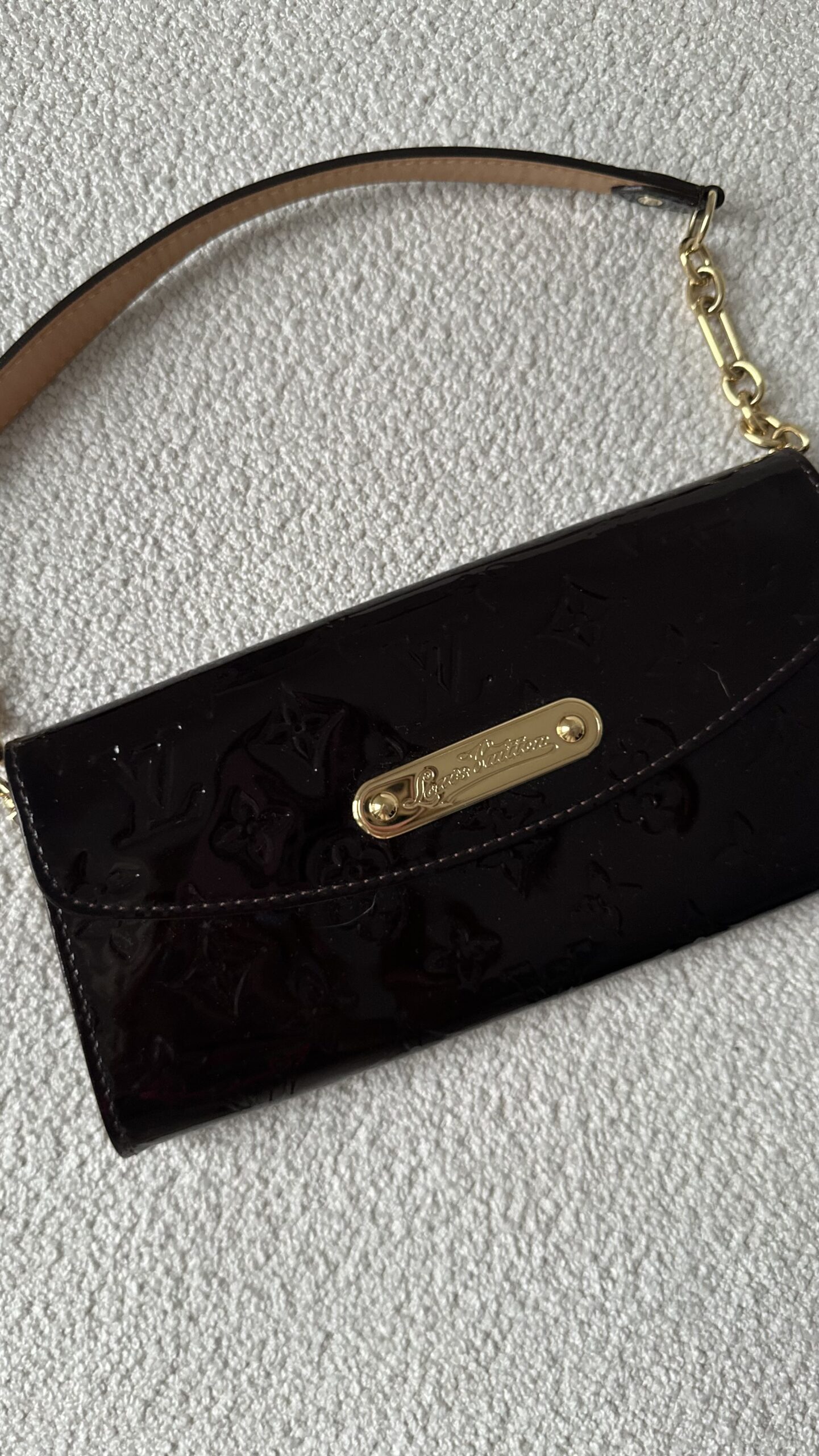 Louis Vuitton Sunset Boulevard vernis bordowa torebka - obrazek 4