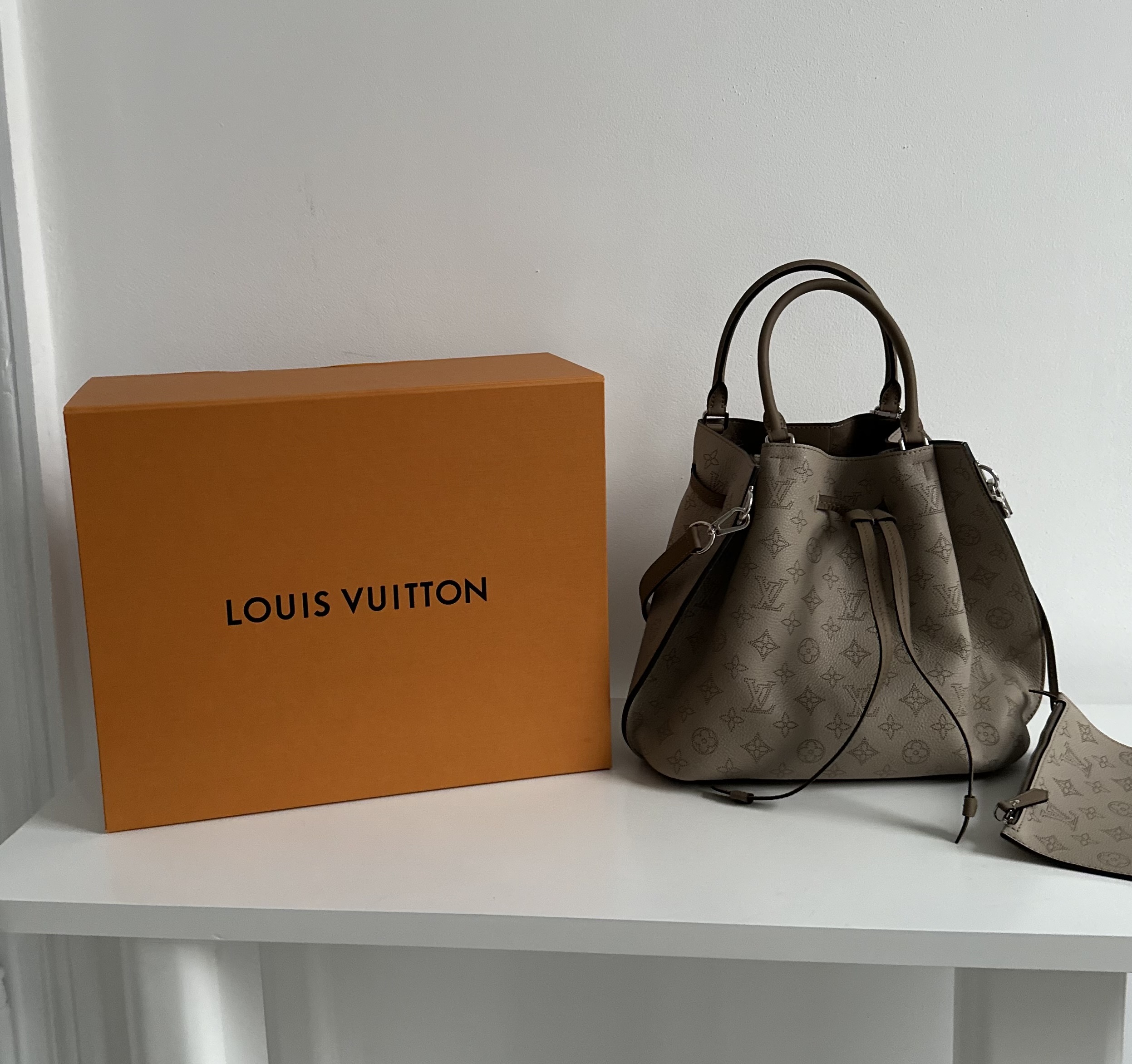 Louis Vuitton Mahina Girolata bezowa torebka