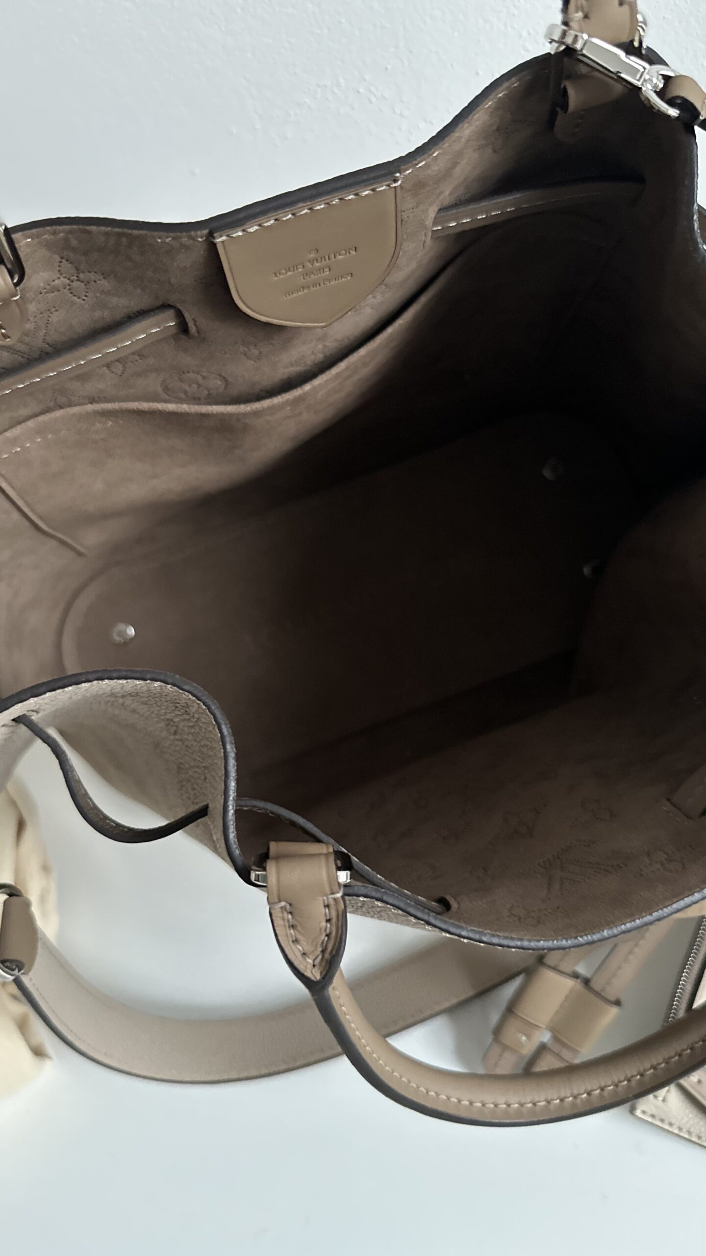 Louis Vuitton Mahina Girolata bezowa torebka - obrazek 8