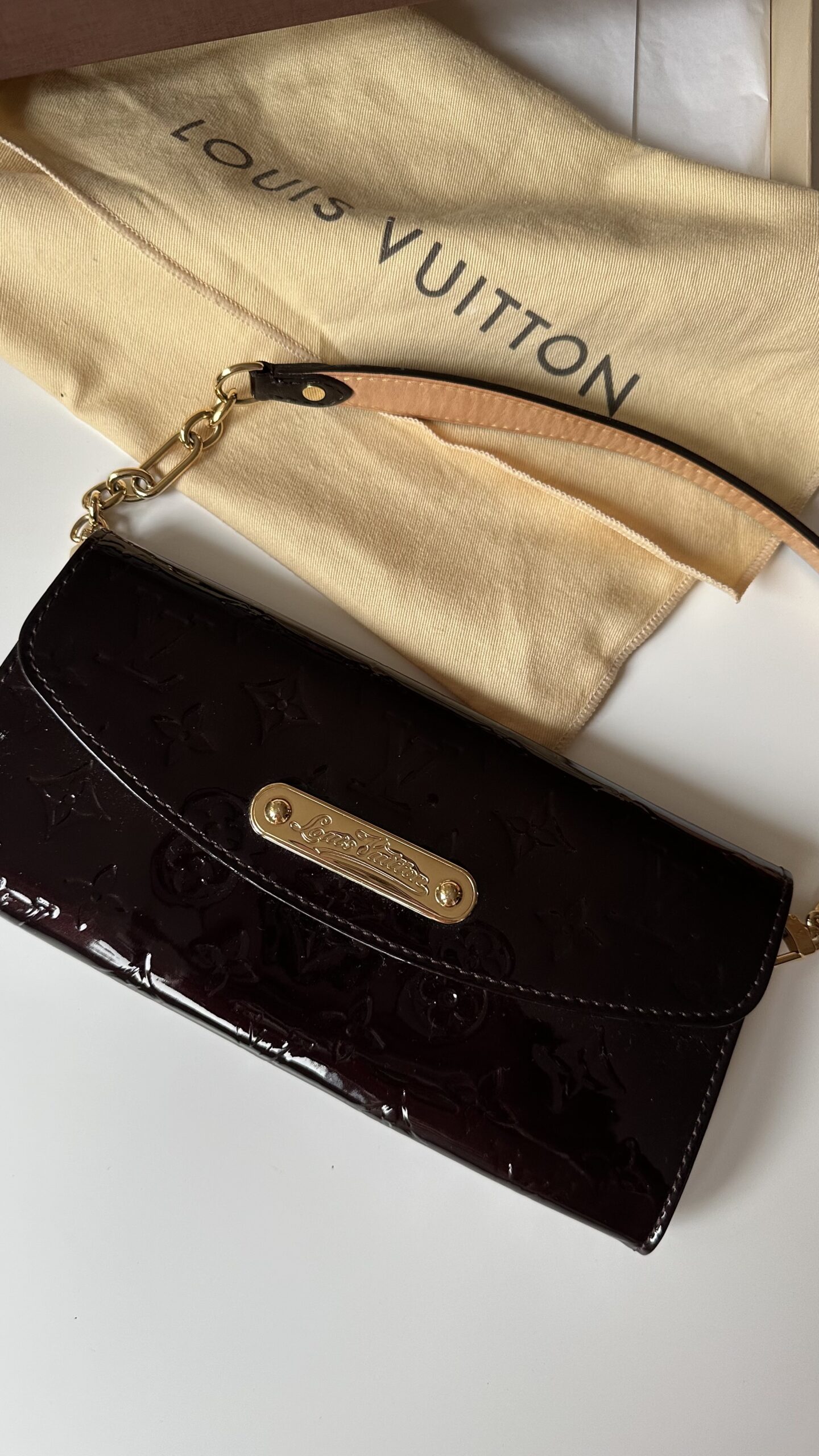 Louis Vuitton Sunset Boulevard vernis bordowa torebka - obrazek 2