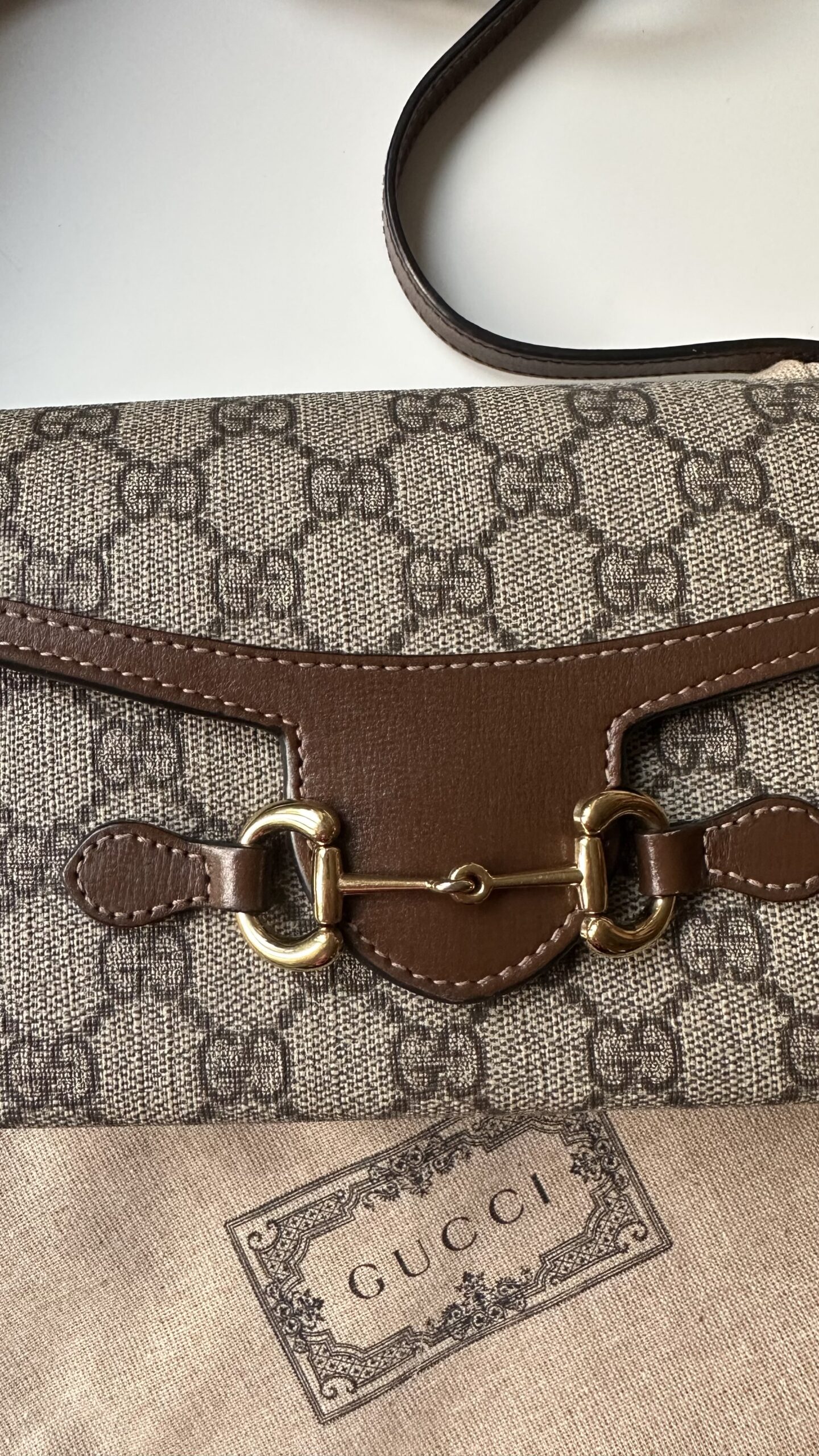 Gucci Horsebit mini klasyczna kopertowa torebka - obrazek 3