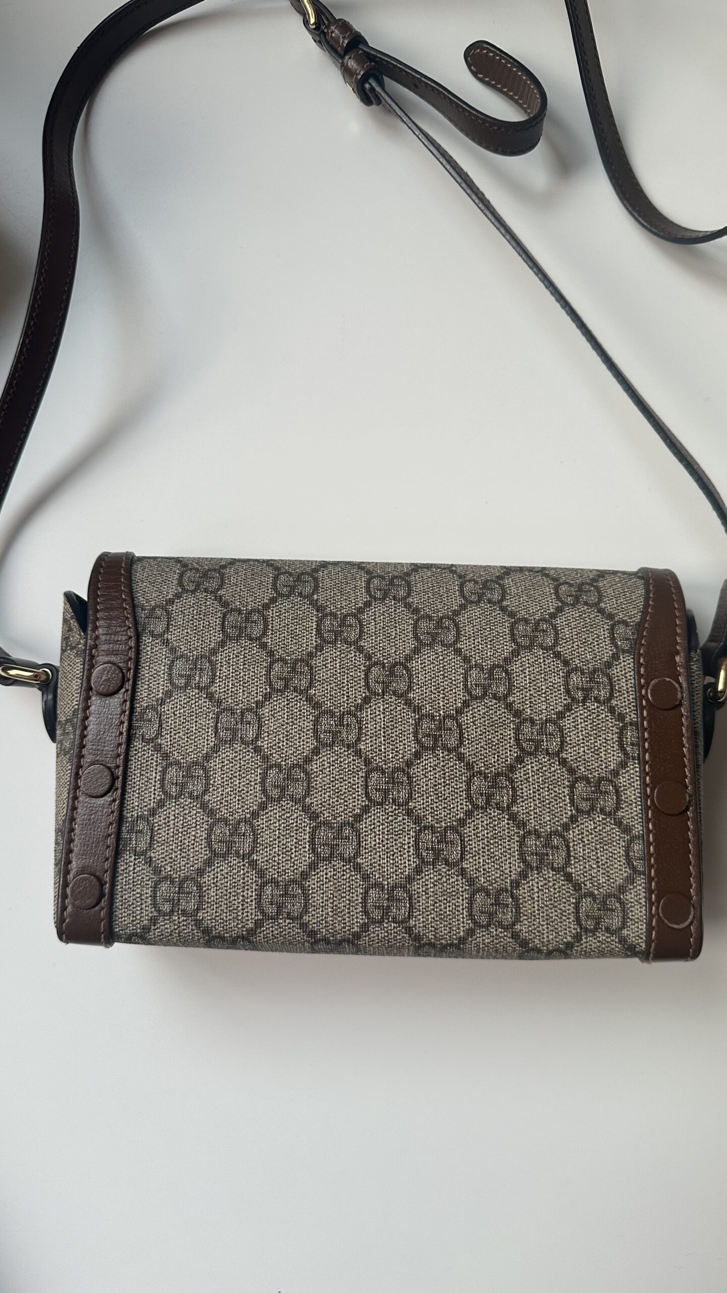 Gucci Horsebit mini klasyczna kopertowa torebka - obrazek 4