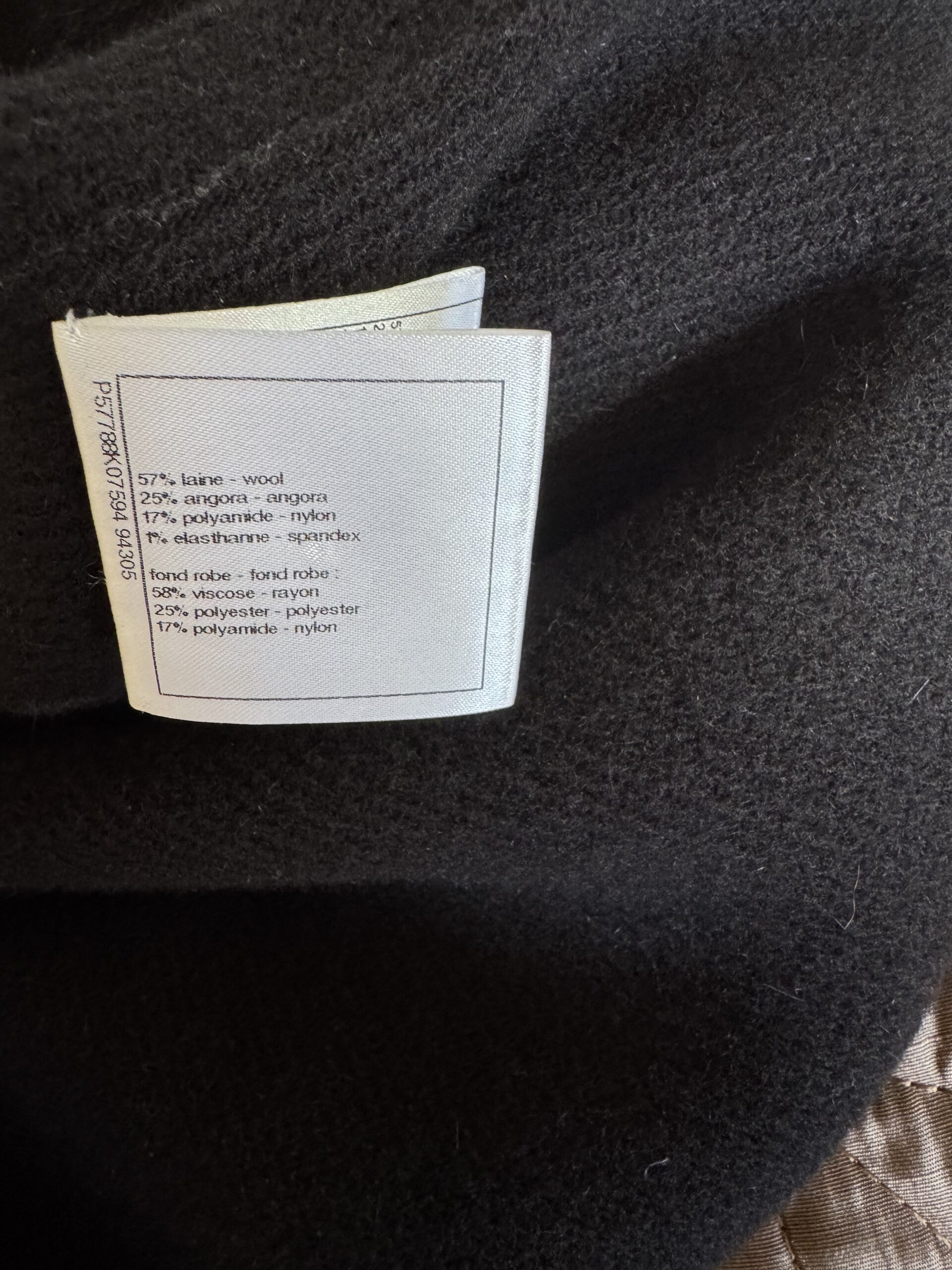 Chanel CC czarna sukienka wełna z angora kolekcja Karla Lagerfelda rozmiar FR42, L stan bardzo dobry - obrazek 9