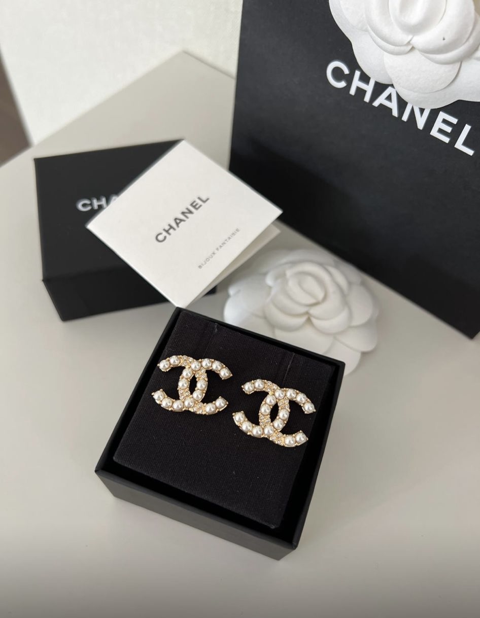 Chanel efektowne kolczyki perełki nowe