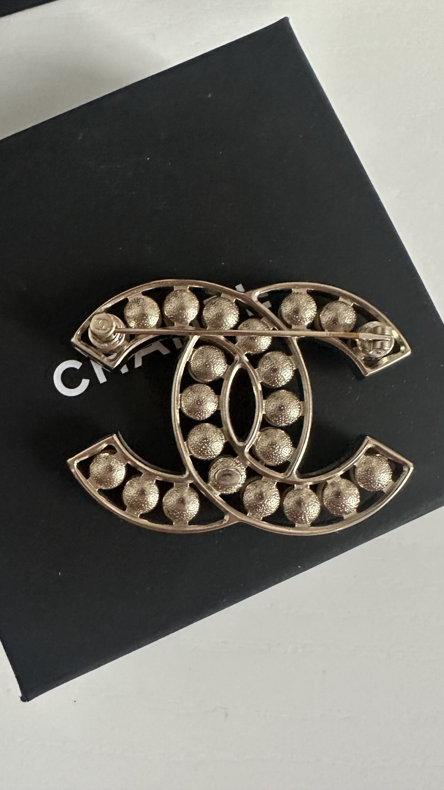 Chanel duża efektowna broszka perły - obrazek 5