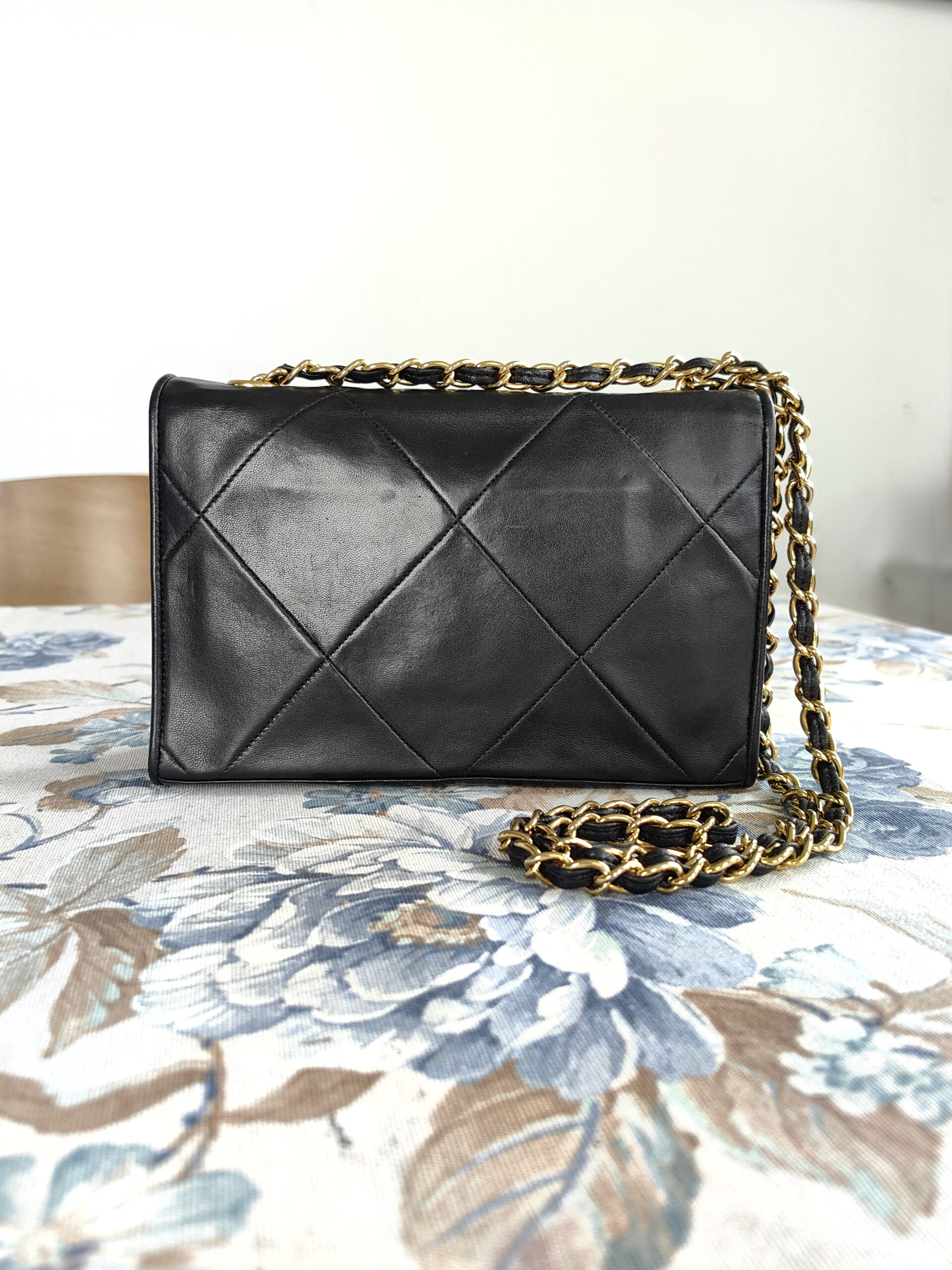 CHANEL CC quilted flap shoulder bag - obrazek 3