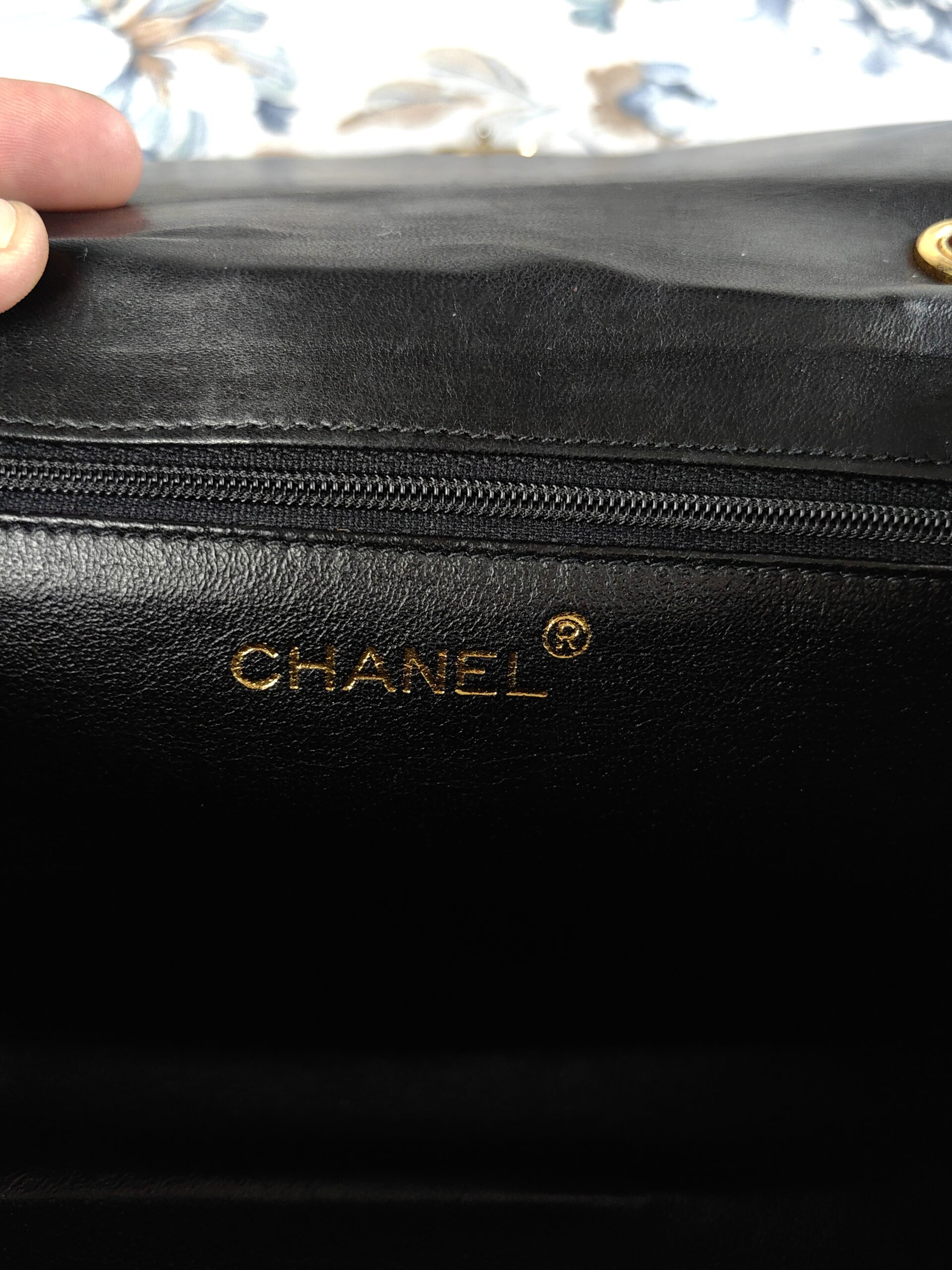 CHANEL CC quilted flap shoulder bag - obrazek 23