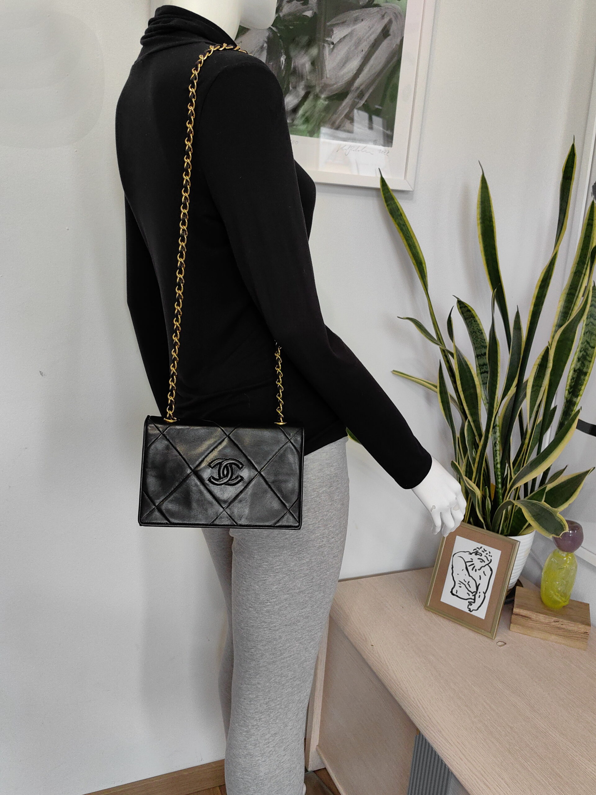 CHANEL CC quilted flap shoulder bag - obrazek 5