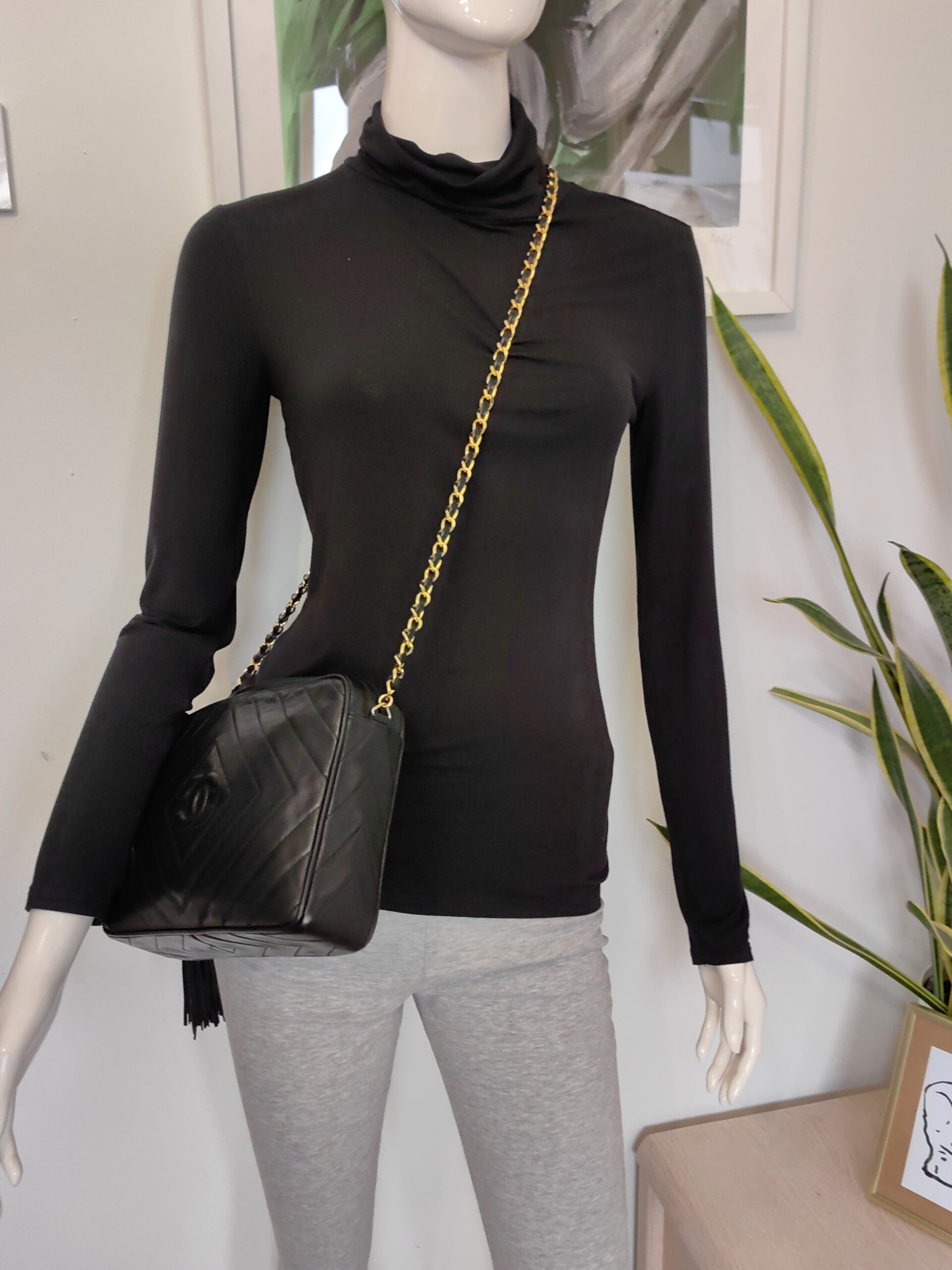 CHANEL CC logo dimond quilted bag - obrazek 5