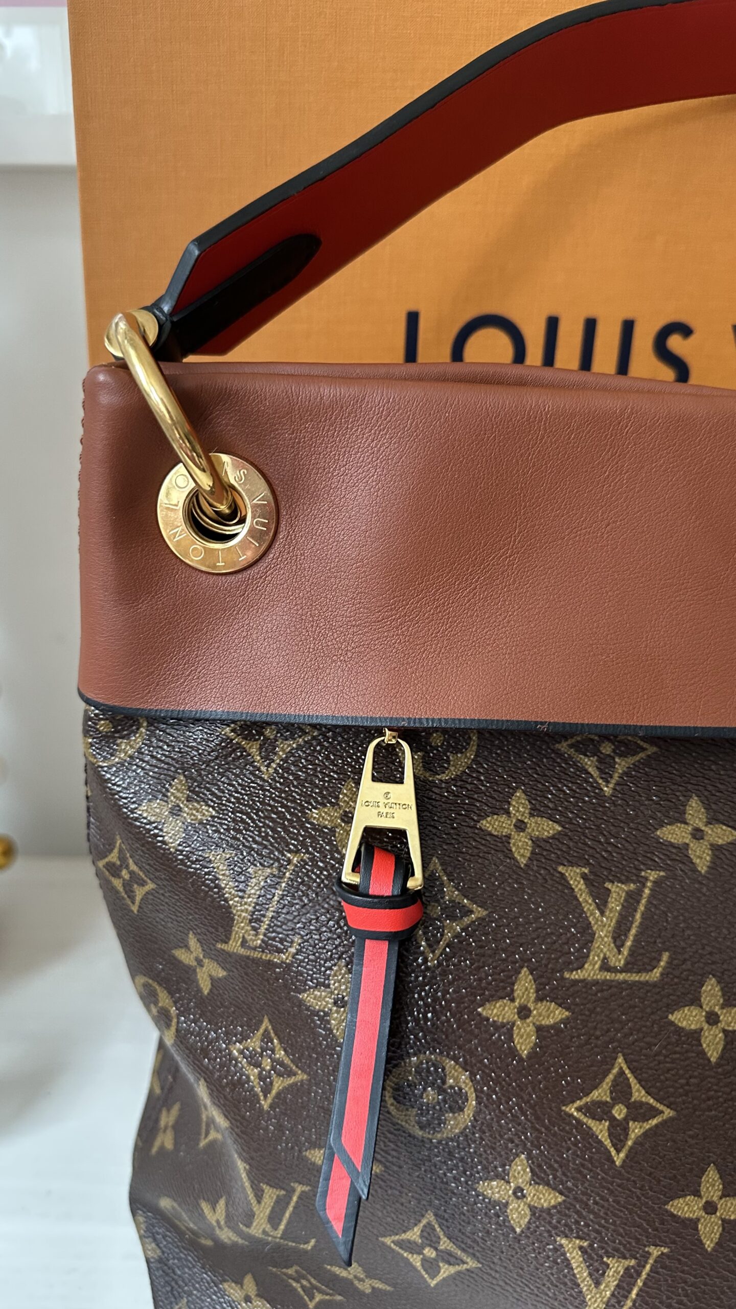 Louis Vuitton Tuileries Hobo monogram duża torebka - obrazek 4