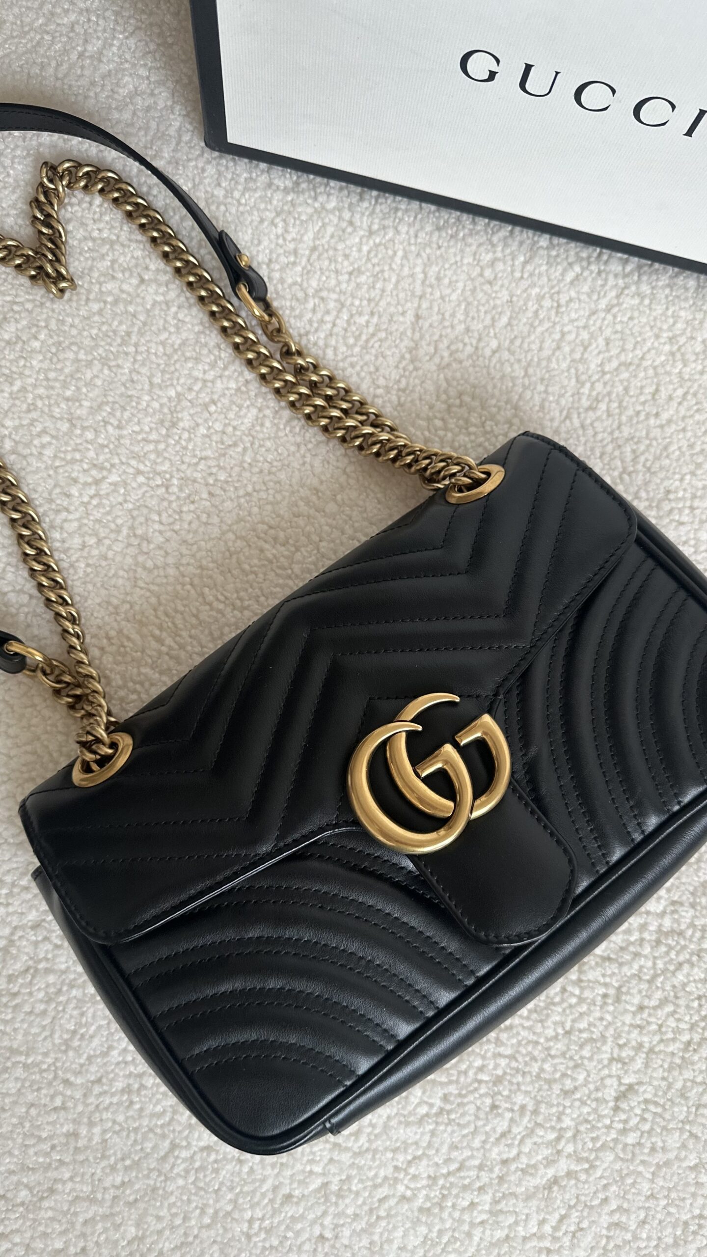 Gucci marmont czarna klasyczna torebka - obrazek 3