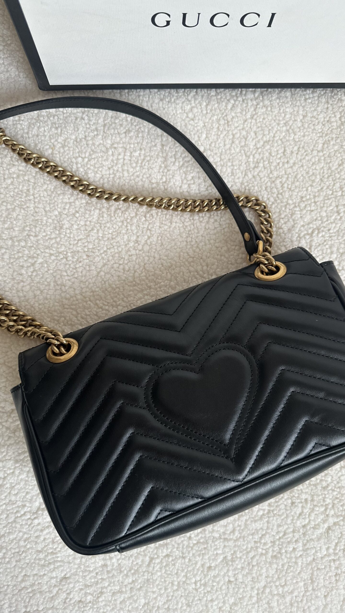 Gucci marmont czarna klasyczna torebka - obrazek 5