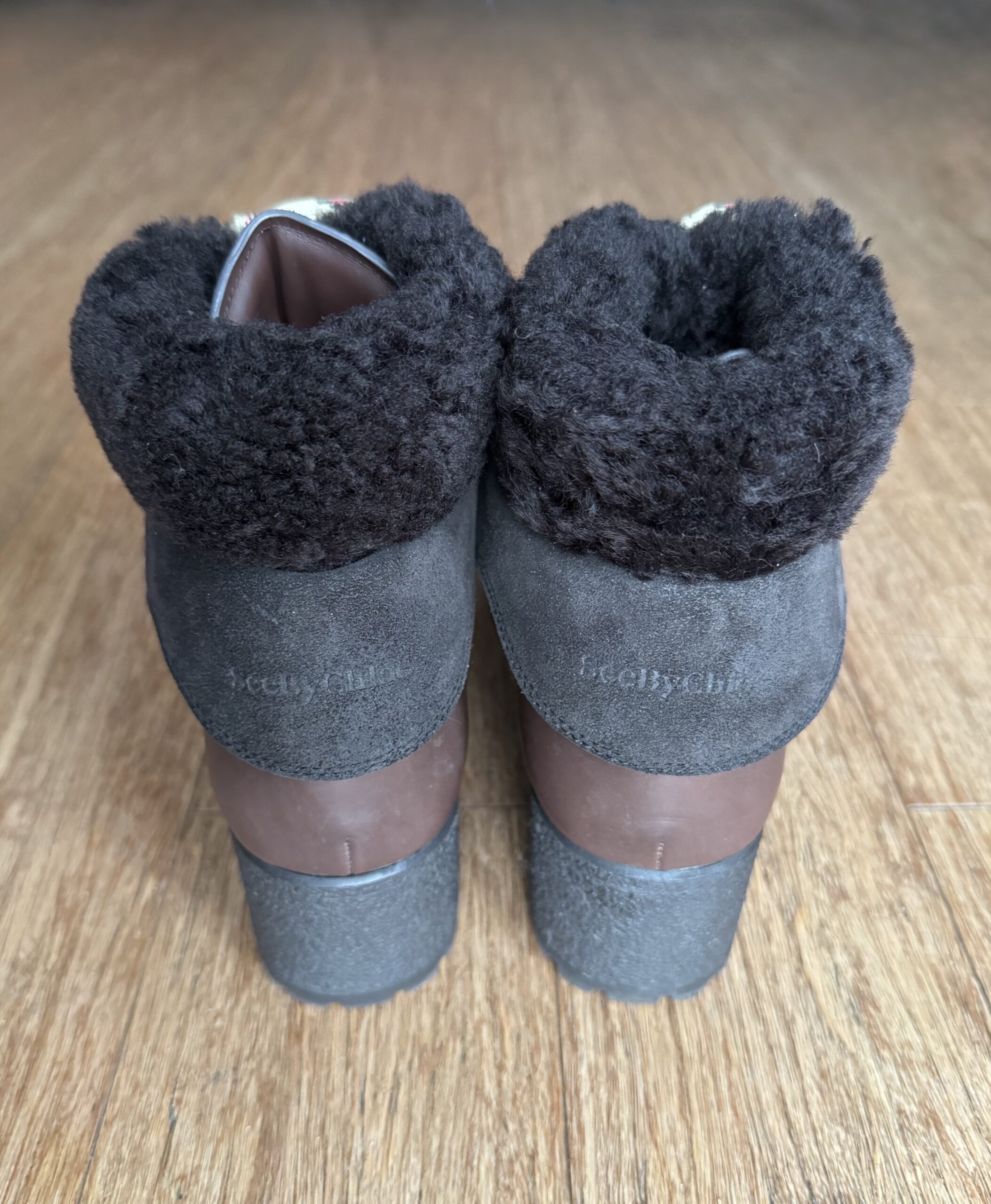 SEE BY CHLOÉ Eileen Shearling Ankle Heel Boots - botki 41 - obrazek 6