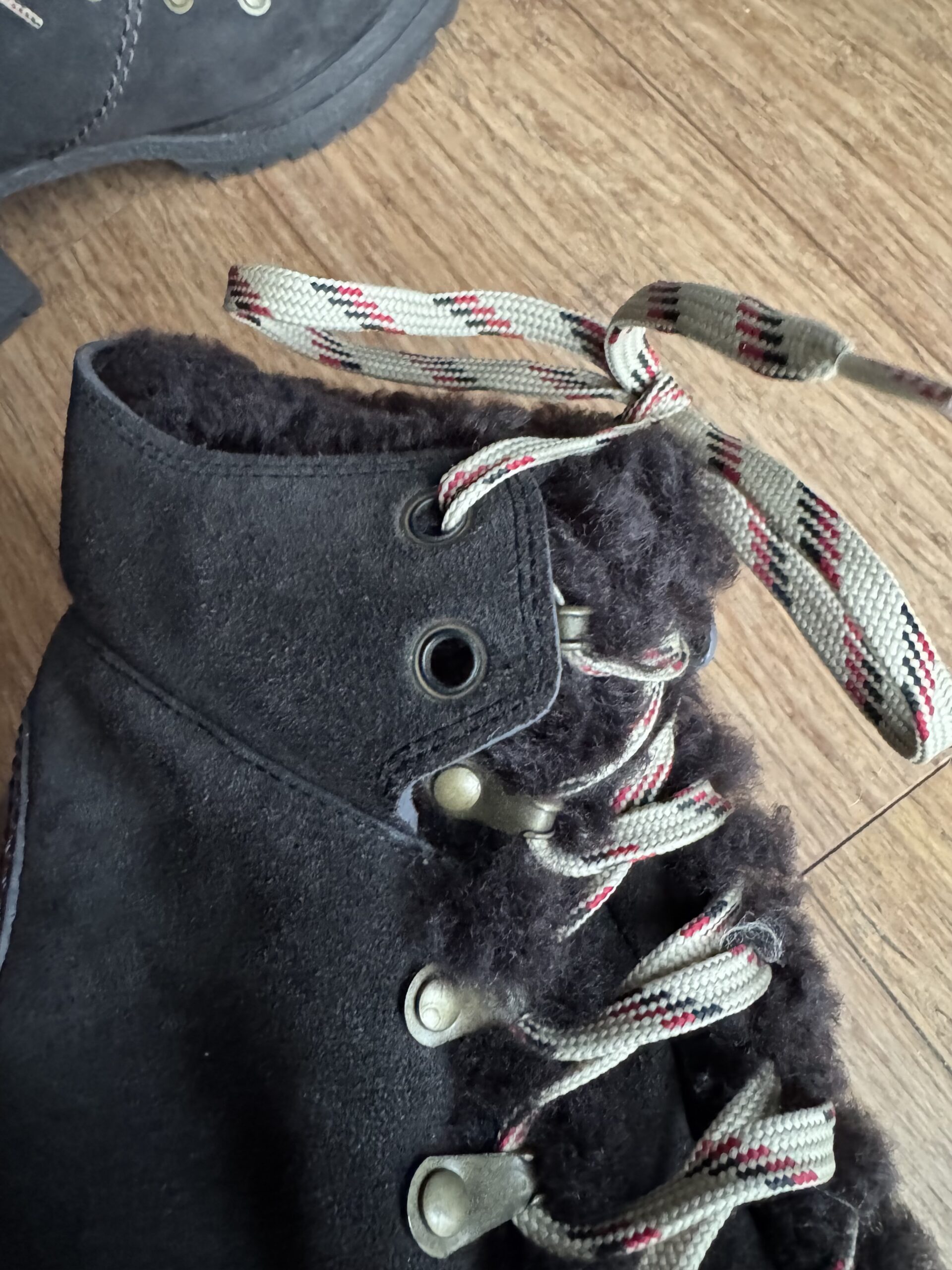 SEE BY CHLOÉ Eileen Shearling Ankle Heel Boots - botki 41 - obrazek 11