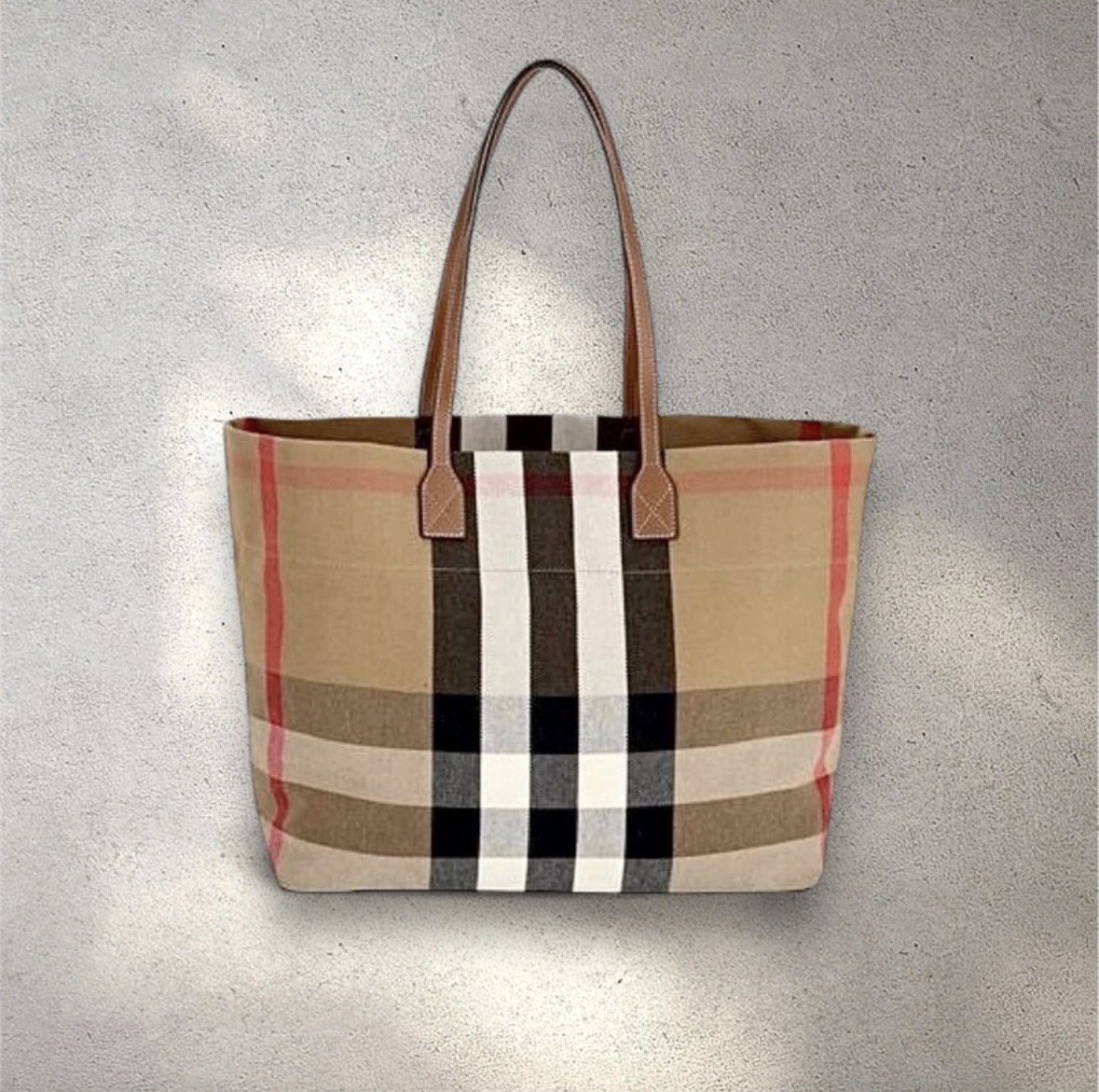 BURBERRY Check Canvas Medium London Shopping Tote - torebka