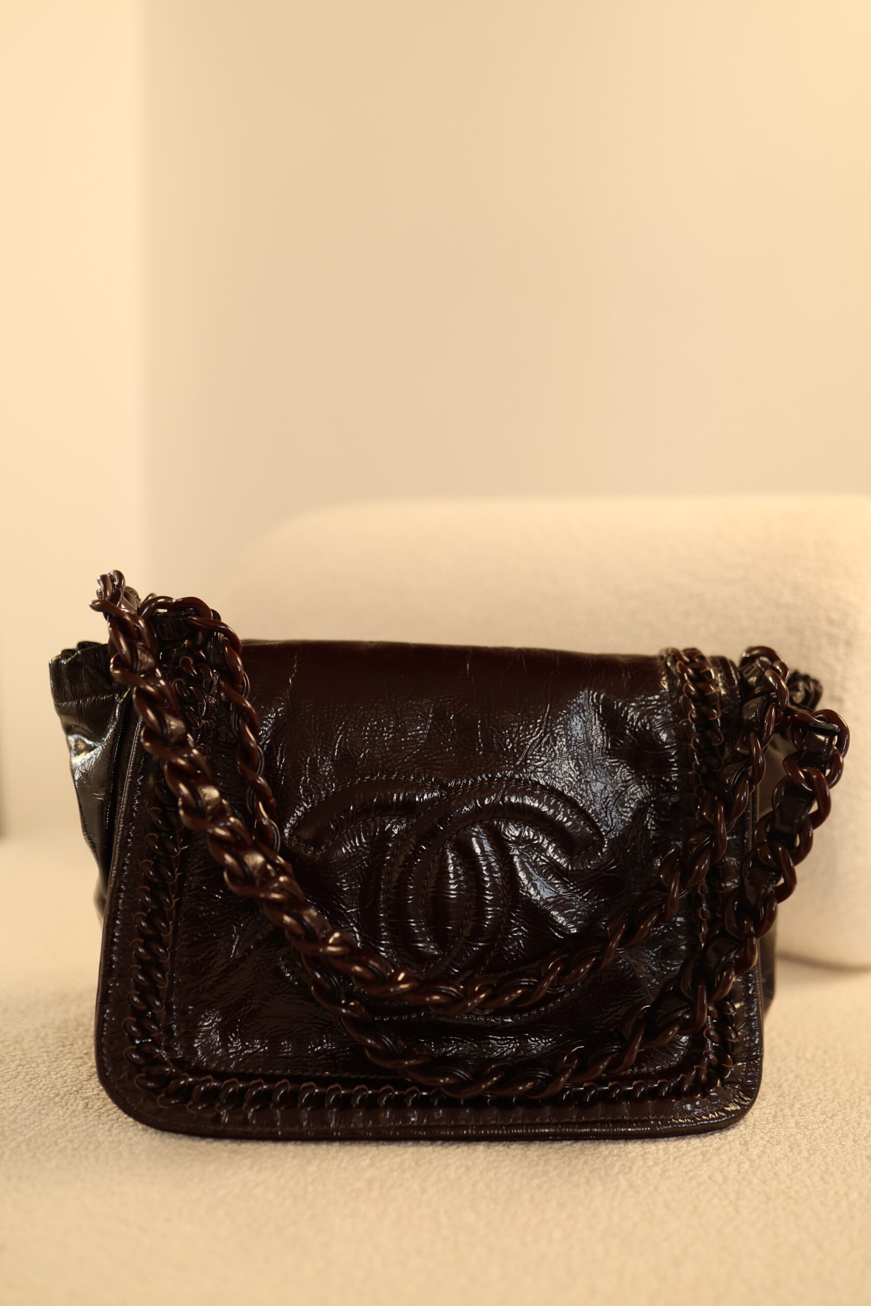 Chanel CC logo Modern Chain Flap czekoladowa torebka