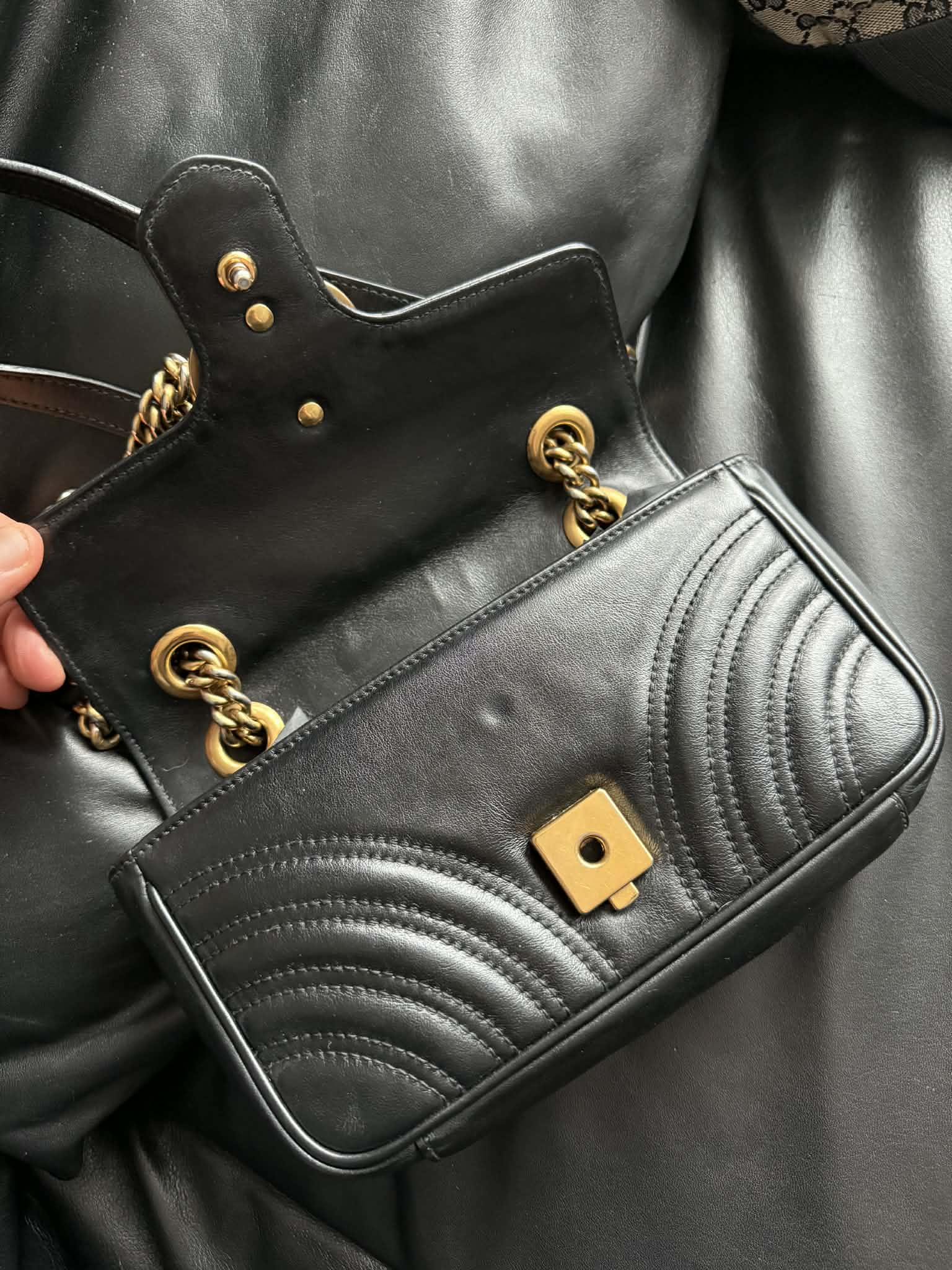 Gucii Marmont small mala czarna torebka klasyk - obrazek 4