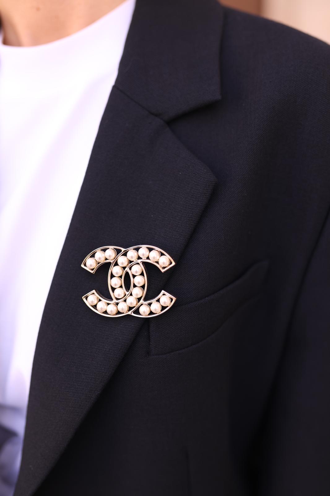 Chanel duża efektowna broszka perły - obrazek 6