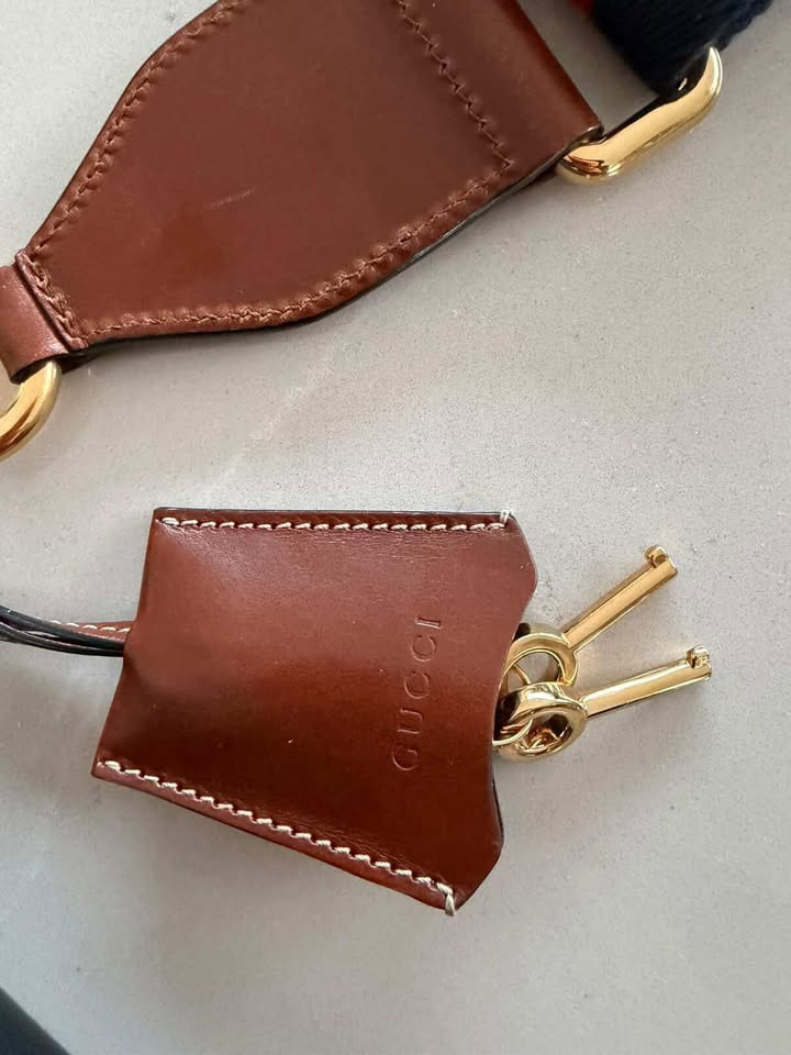 Gucci Padlock gg medium supreme torebka - obrazek 6