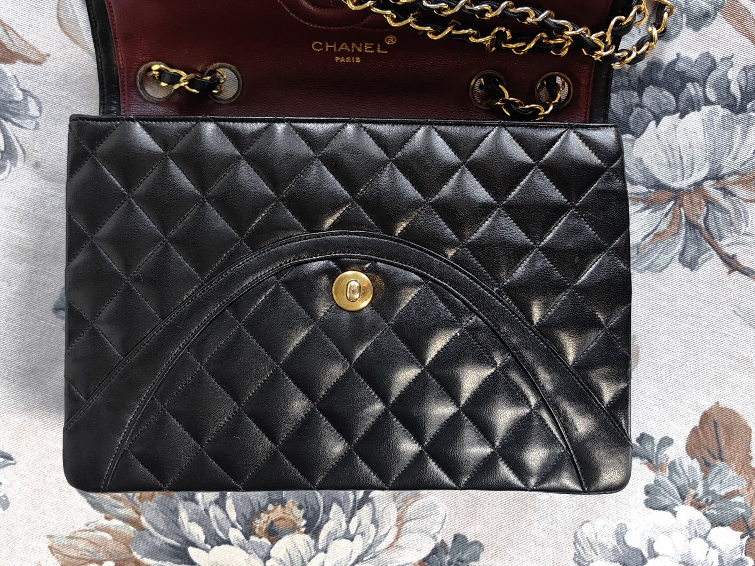 CHANEL medium box flap crossbody bag torebka - obrazek 18